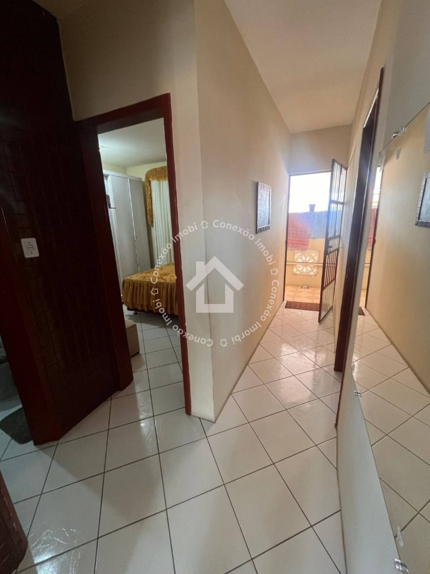 Casa Ampla à Venda no Conjunto Orlando Dantas | 6 Quartos e Duas Residências Independentes