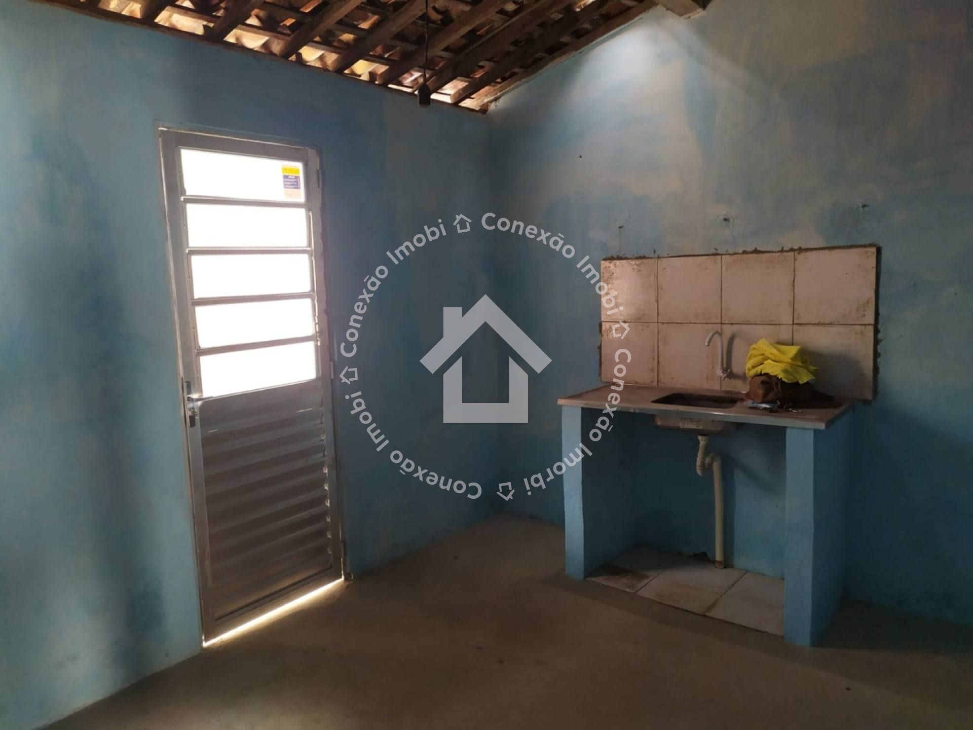 Casa à venda no Eduardo Gomes – 2 quartos, escritura e ótima localização próxima ao Porto Poxim.