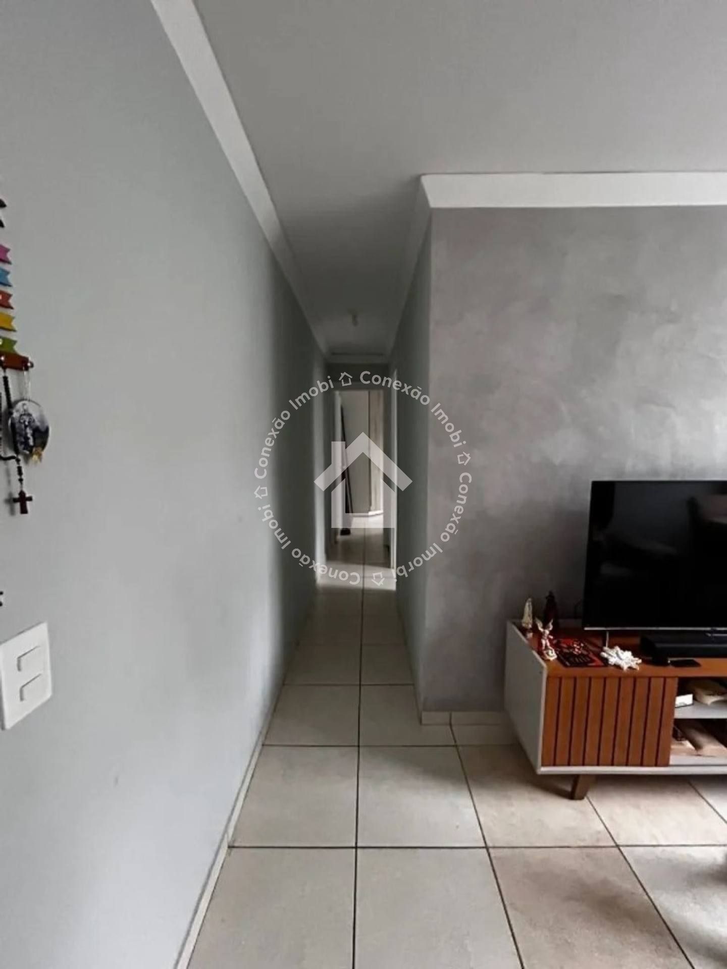 Apartamento Reformado à Venda no Condomínio Alameda Jardins-  Inácio Barbosa | 2 Quartos / 3º Andar