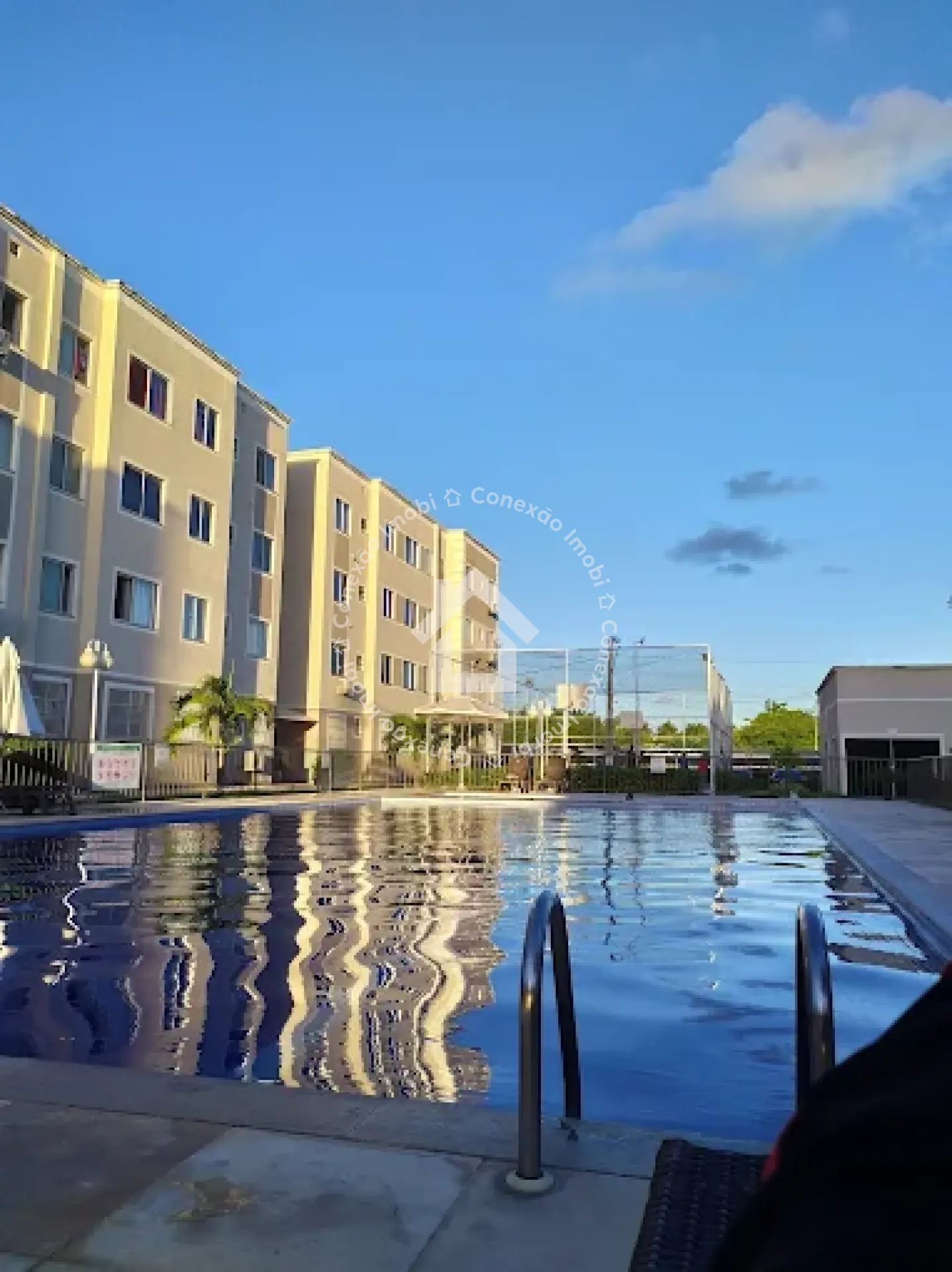 Apartamento Reformado à Venda no Condomínio Alameda Jardins-  Inácio Barbosa | 2 Quartos / 3º Andar