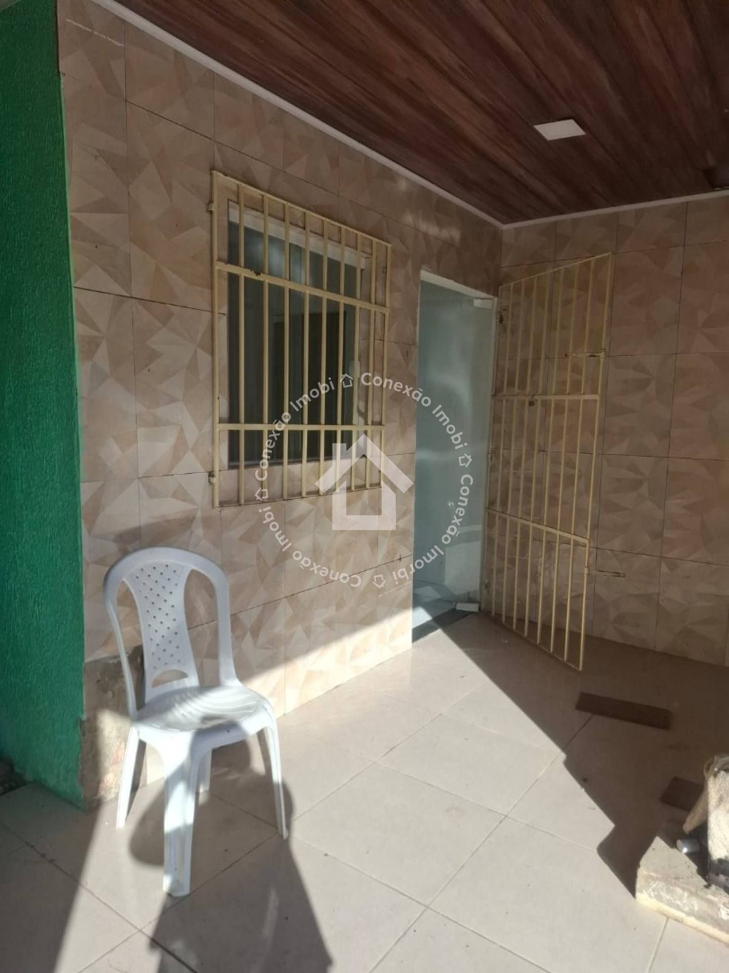 Casa à venda de 3 Quartos com Suíte na Caueira – Porteira Fechada