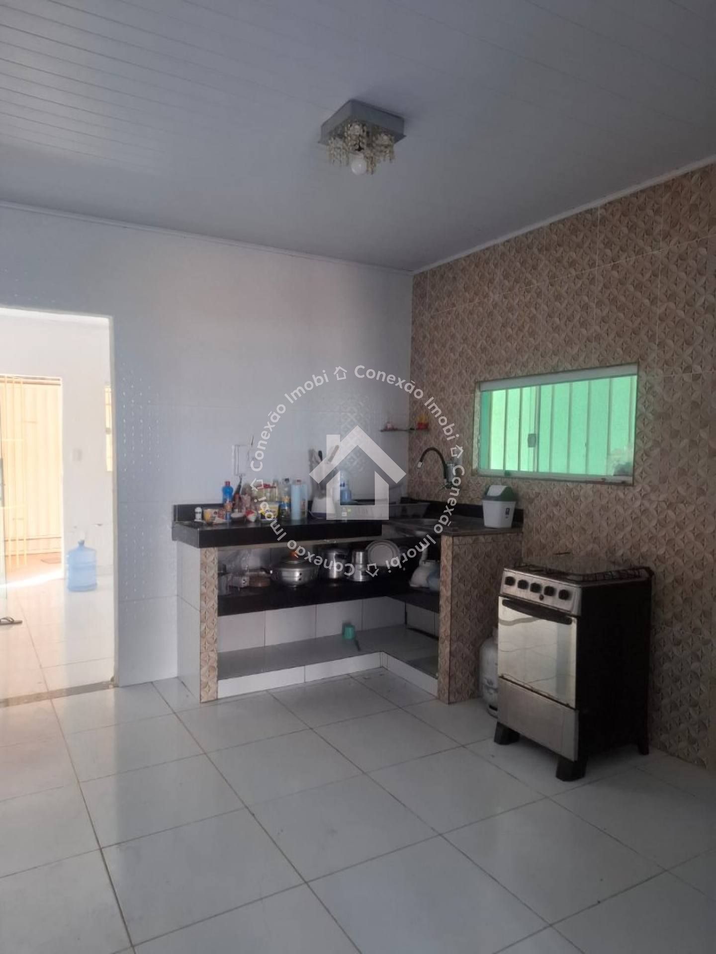 Casa à venda de 3 Quartos com Suíte na Caueira – Porteira Fechada