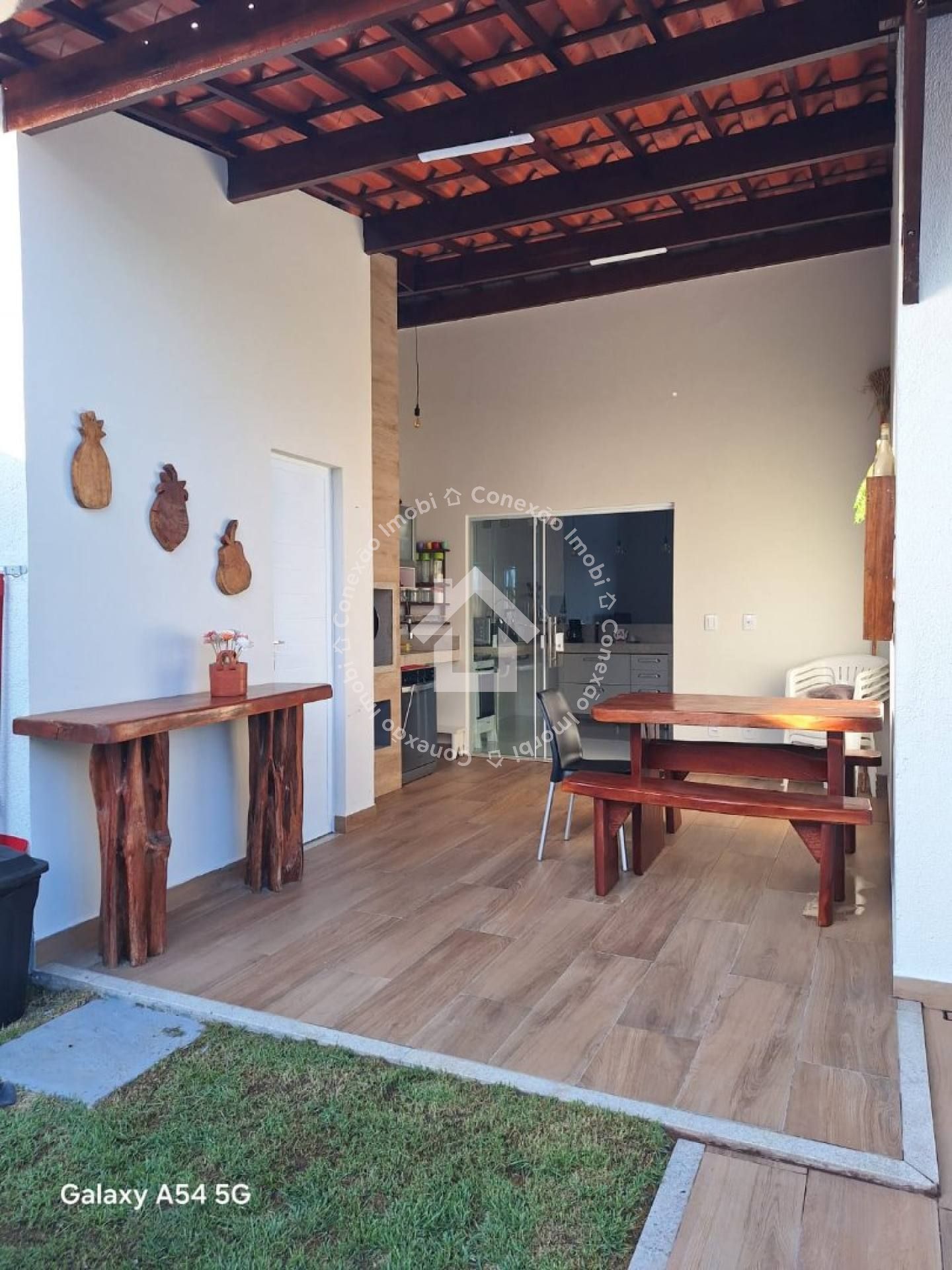 Casa à venda no Condomínio Morada do Lago no Bairro Mosqueiro com 3 quartos, suíte e área de lazer