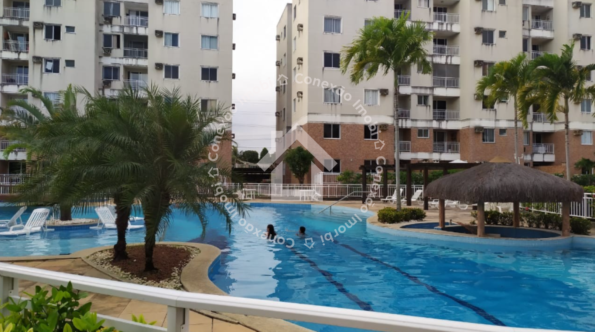 Apartamento térreo à venda no Condomínio Vida Bela em Aracaju com 2 quartos, suíte e condomínio clube