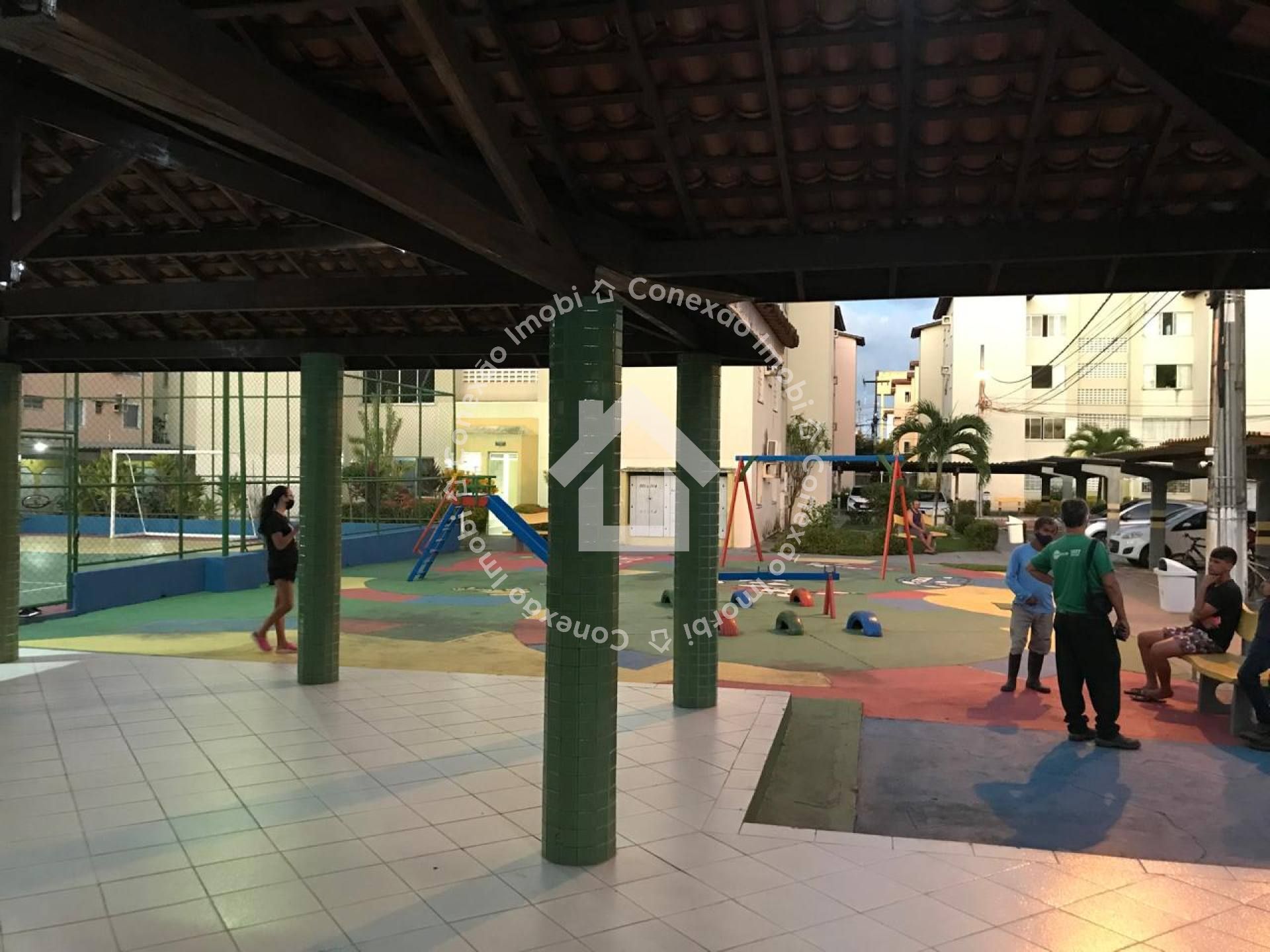 Apartamento 2/4 à venda no Condomínio Jaçanã no São Conrado | Vaga de garagem e com Excelente Localização!