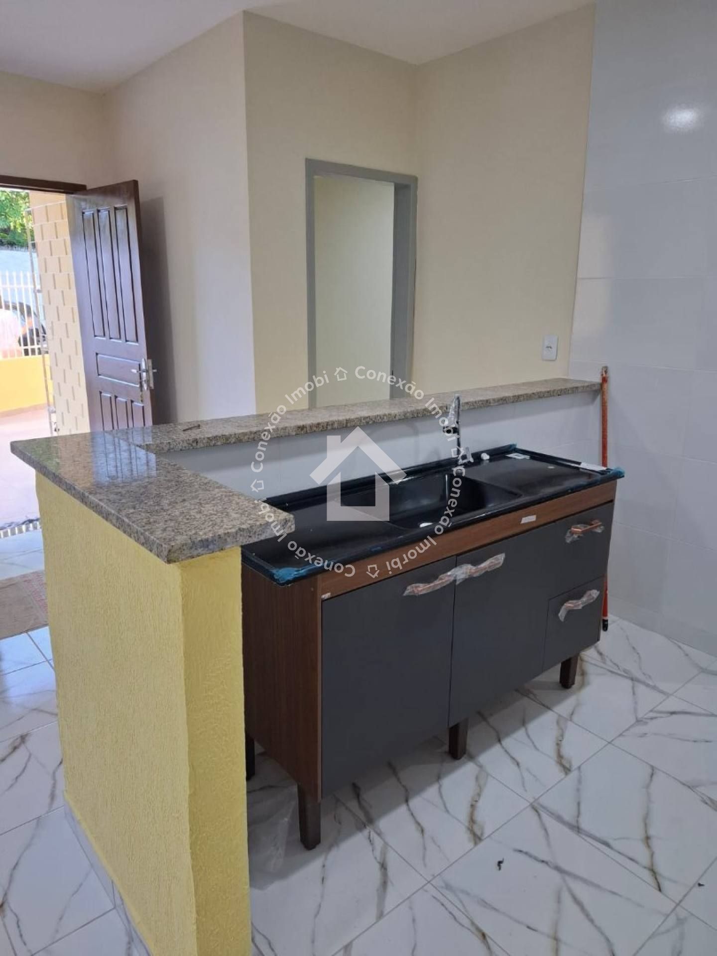 Casa reformada à venda na Barra dos Coqueiros | 2 quartos com suíte em Atalaia Nova