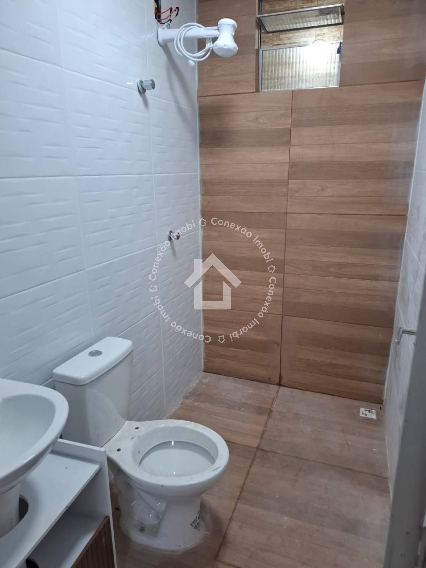 Casa reformada à venda na Barra dos Coqueiros | 2 quartos com suíte em Atalaia Nova