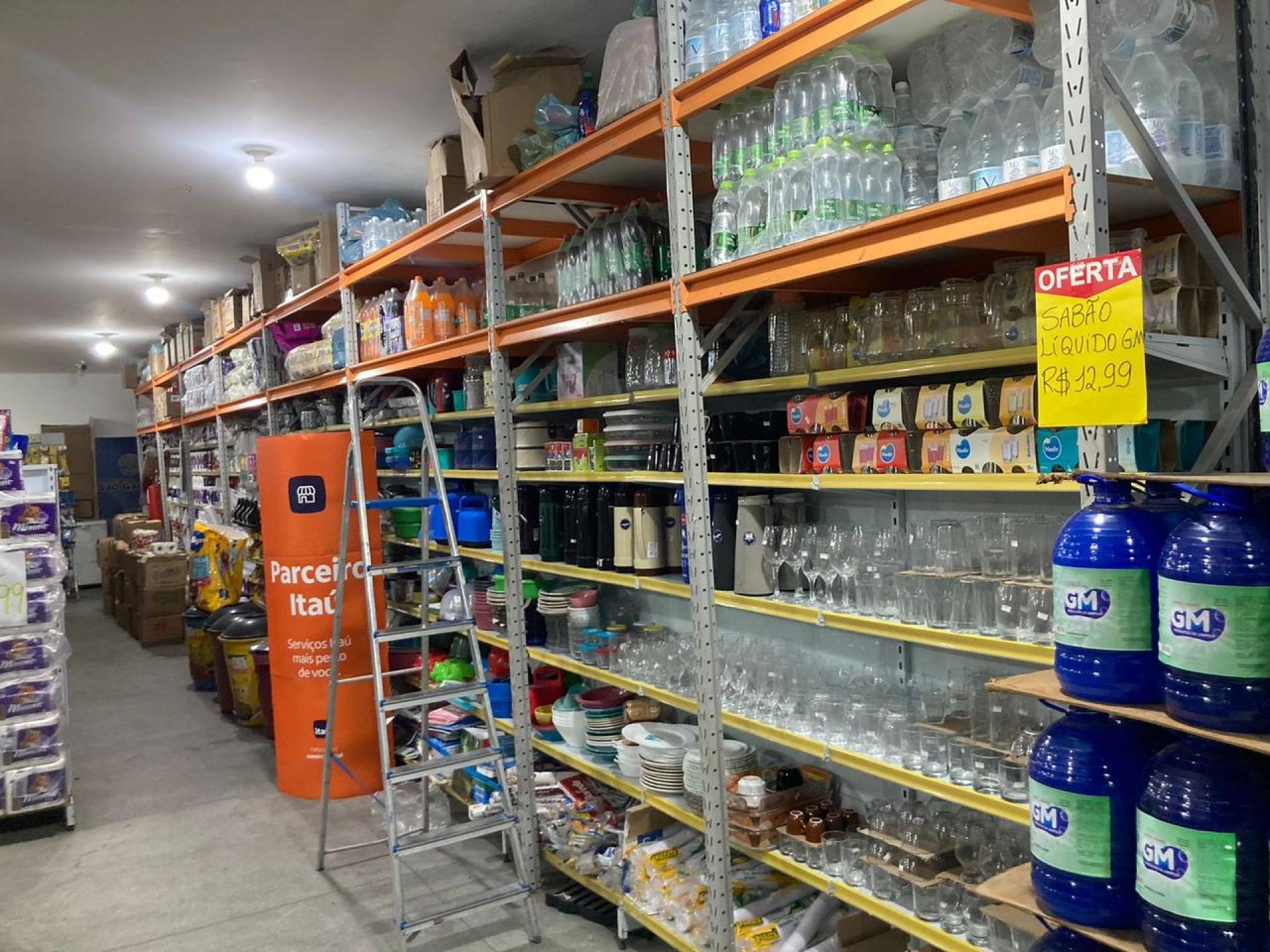 Ponto Comercial à Venda no Siqueira Campos | Porteira Fechada em Esquina Estratégica