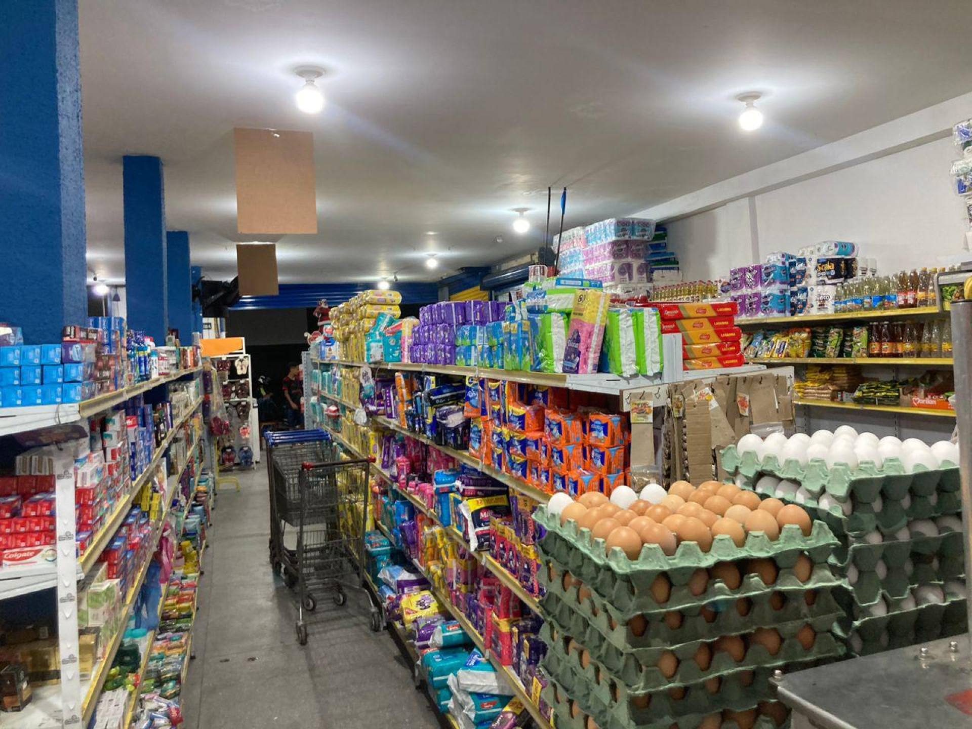 Ponto Comercial à Venda no Siqueira Campos | Porteira Fechada em Esquina Estratégica