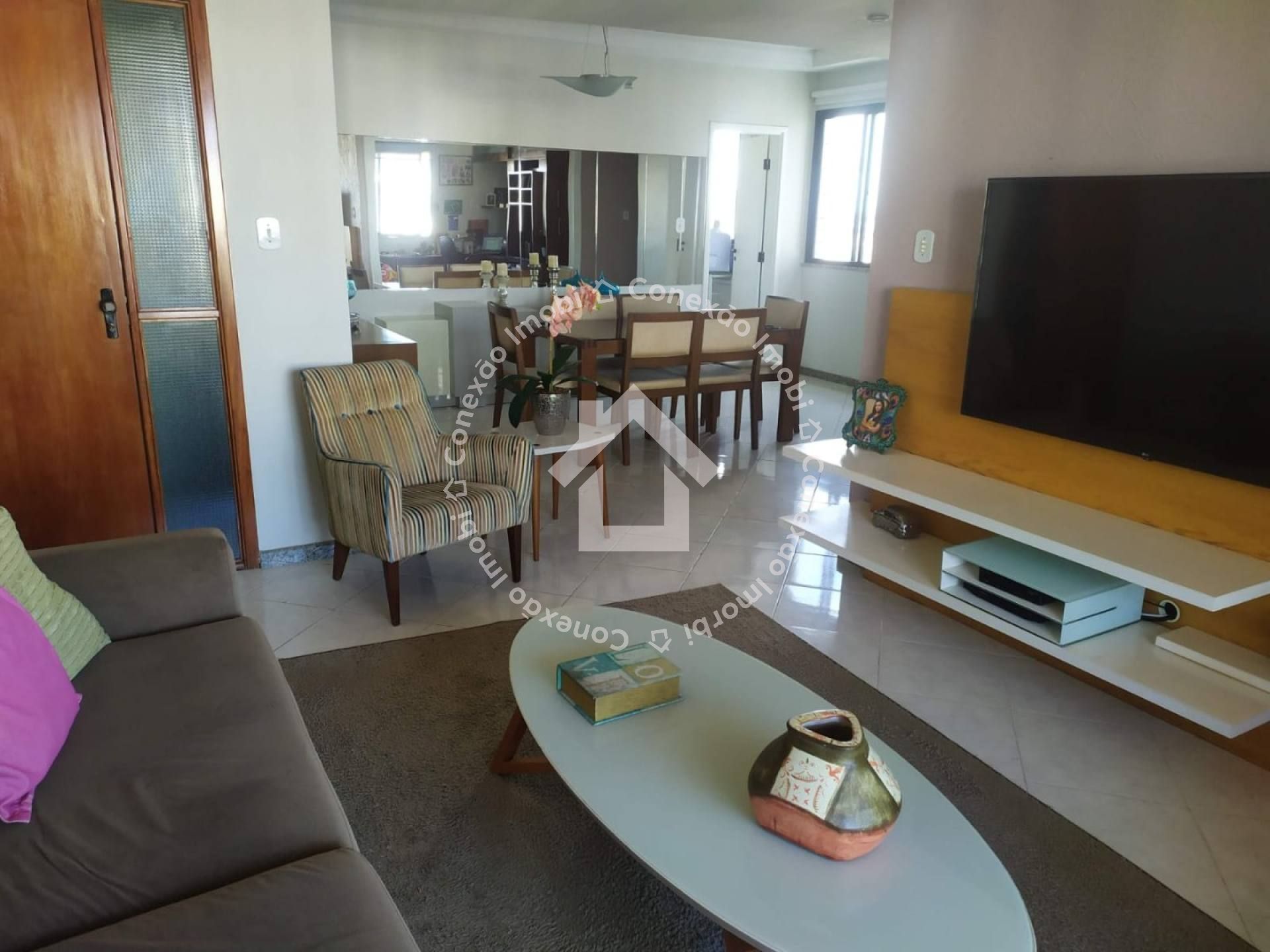 Apartamento à venda no Condomínio Adauto Nicolau bairro Grageru