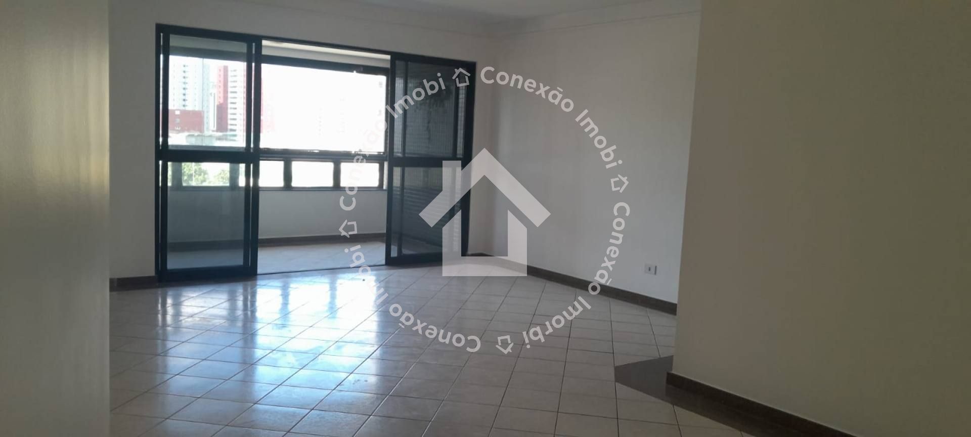 Apartamento Alto Padrão no Condomínio Le Bristol - Bairro Jardins