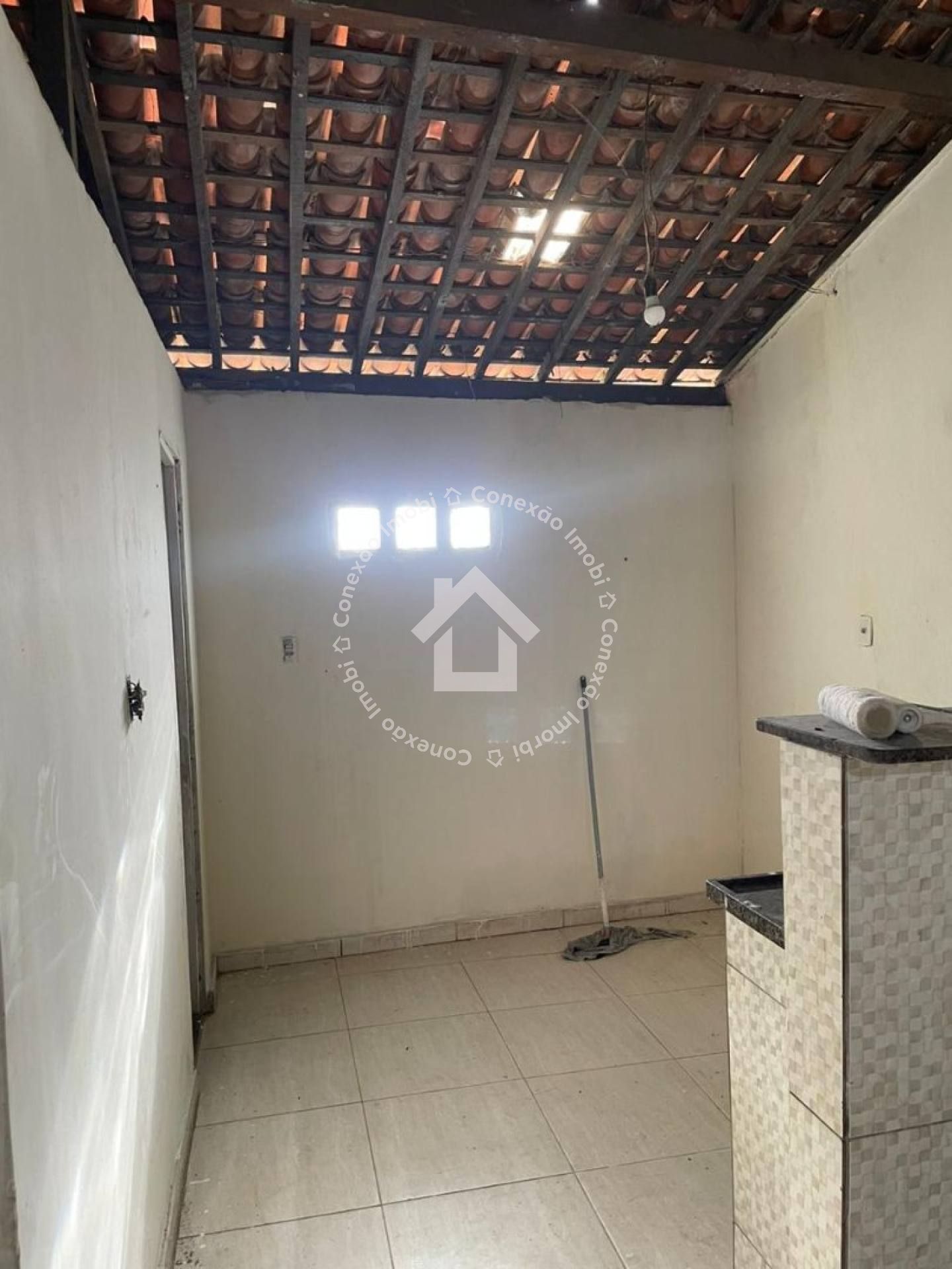 CASA À VENDA NO MARCOS FREIRE 3 COM 2 QUARTOS