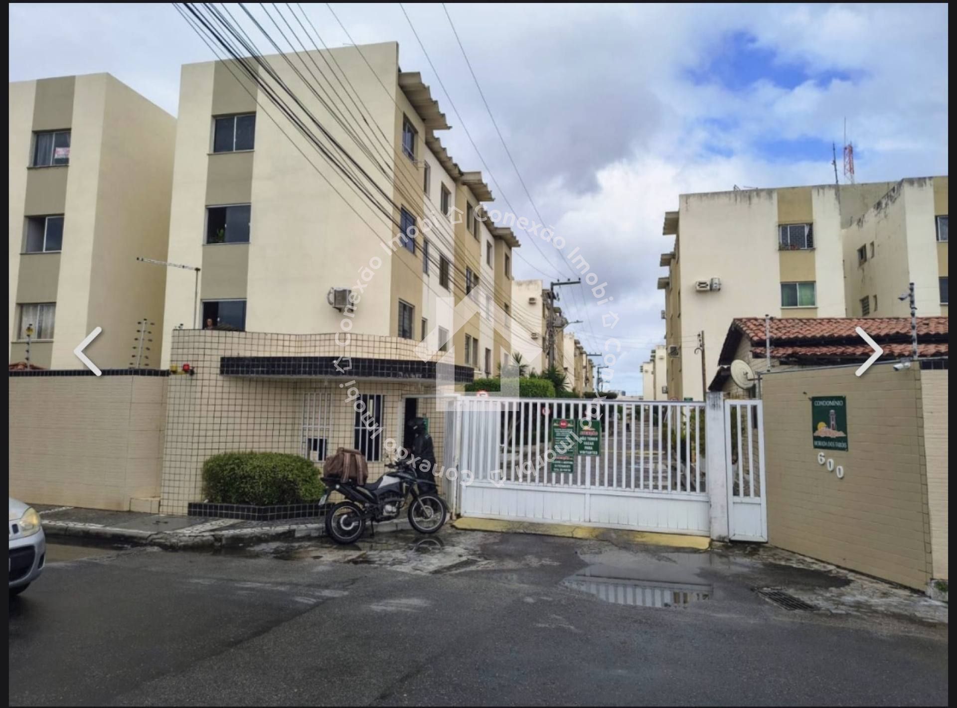 Apartamento à venda no Bairro Farolândia - Condomínio Morada dos Faróis | Próximo à Unit