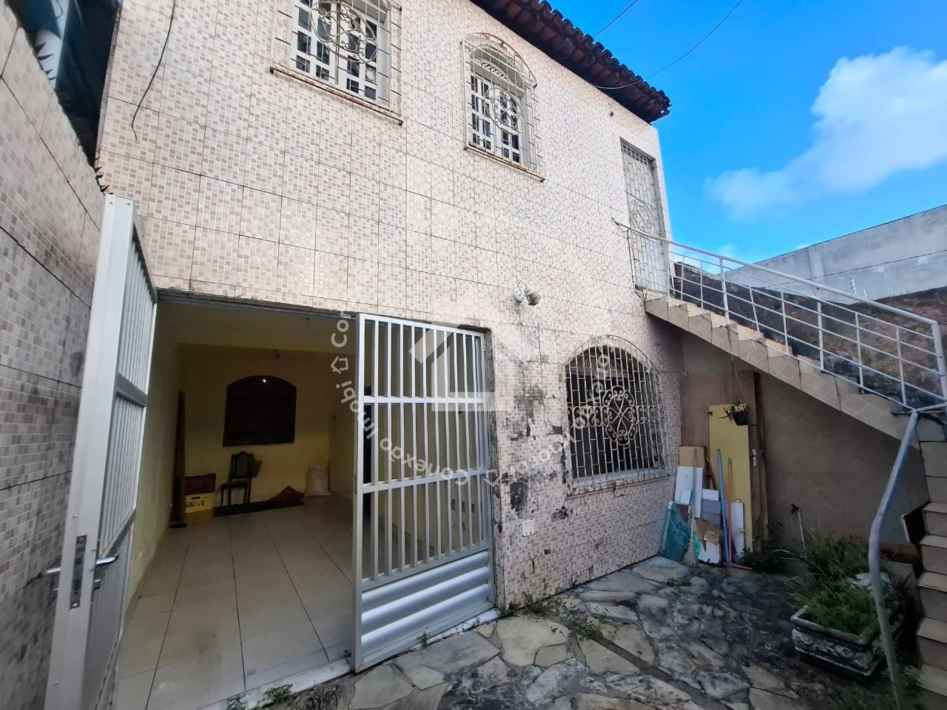 Casa Duplex à Venda no Siqueira Campos com 5 Quartos e 2 Vagas de Garagem
