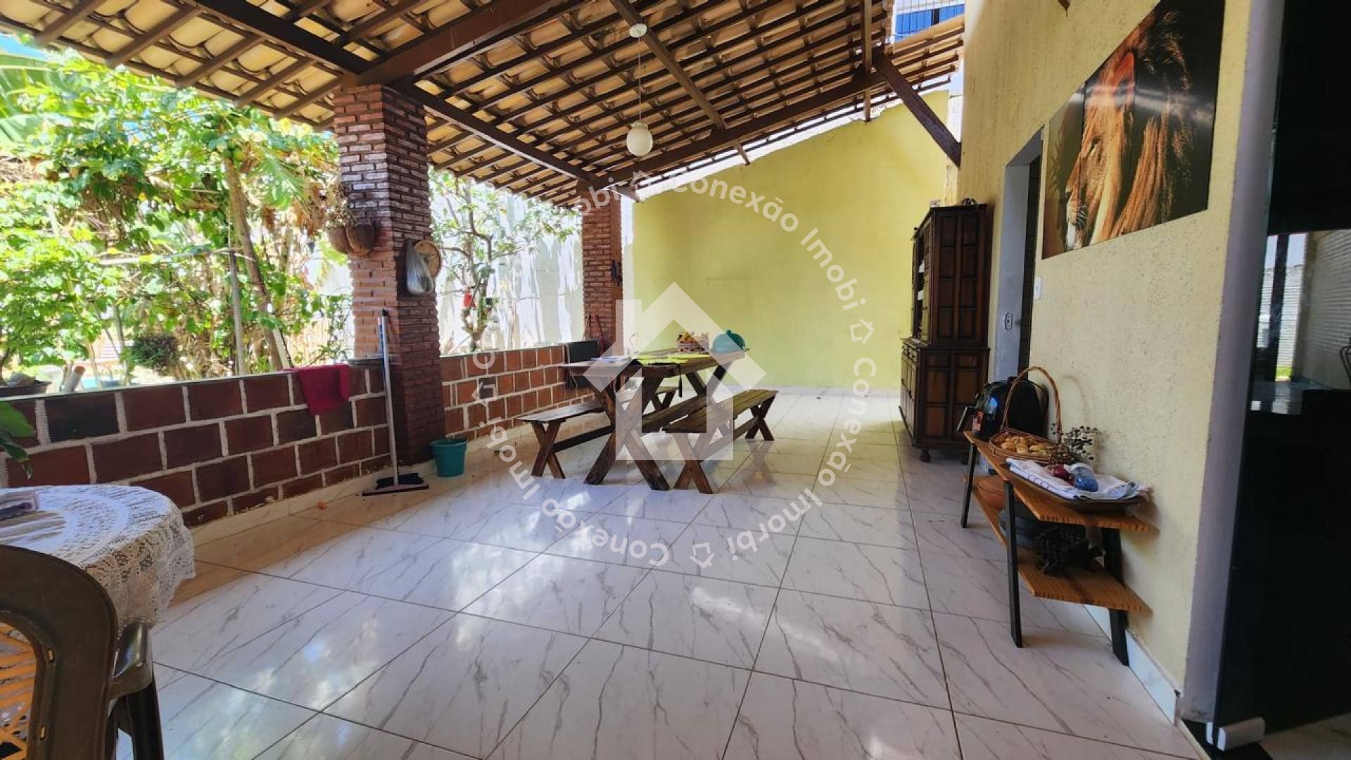 Casa à venda na Atalaia com 6 quartos, closet e piscina em Aracaju| Pode Financiar!