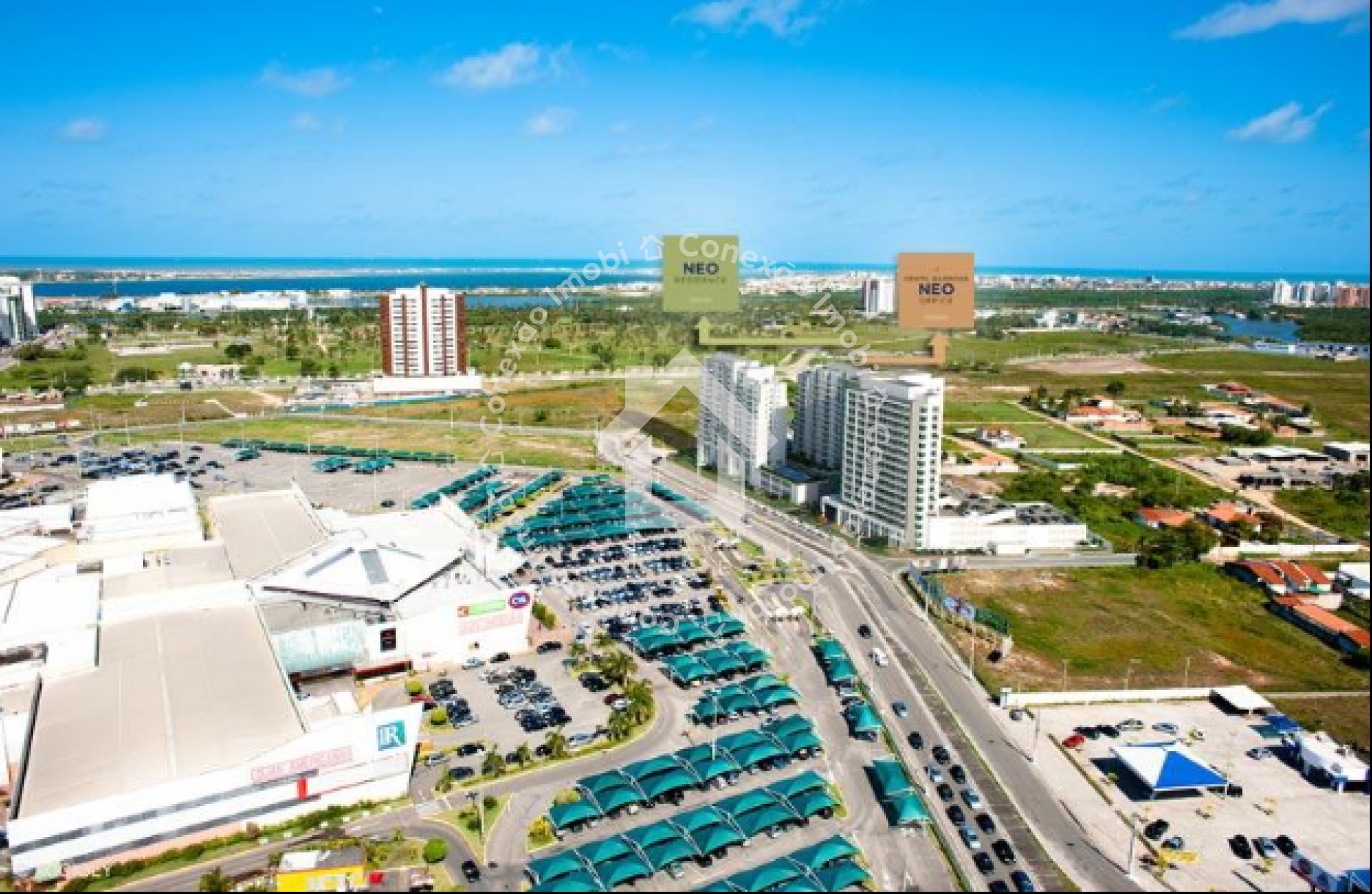 Apartamento reformado porteira fechada no Neo Residence à venda no bairro Jardins em Aracaju