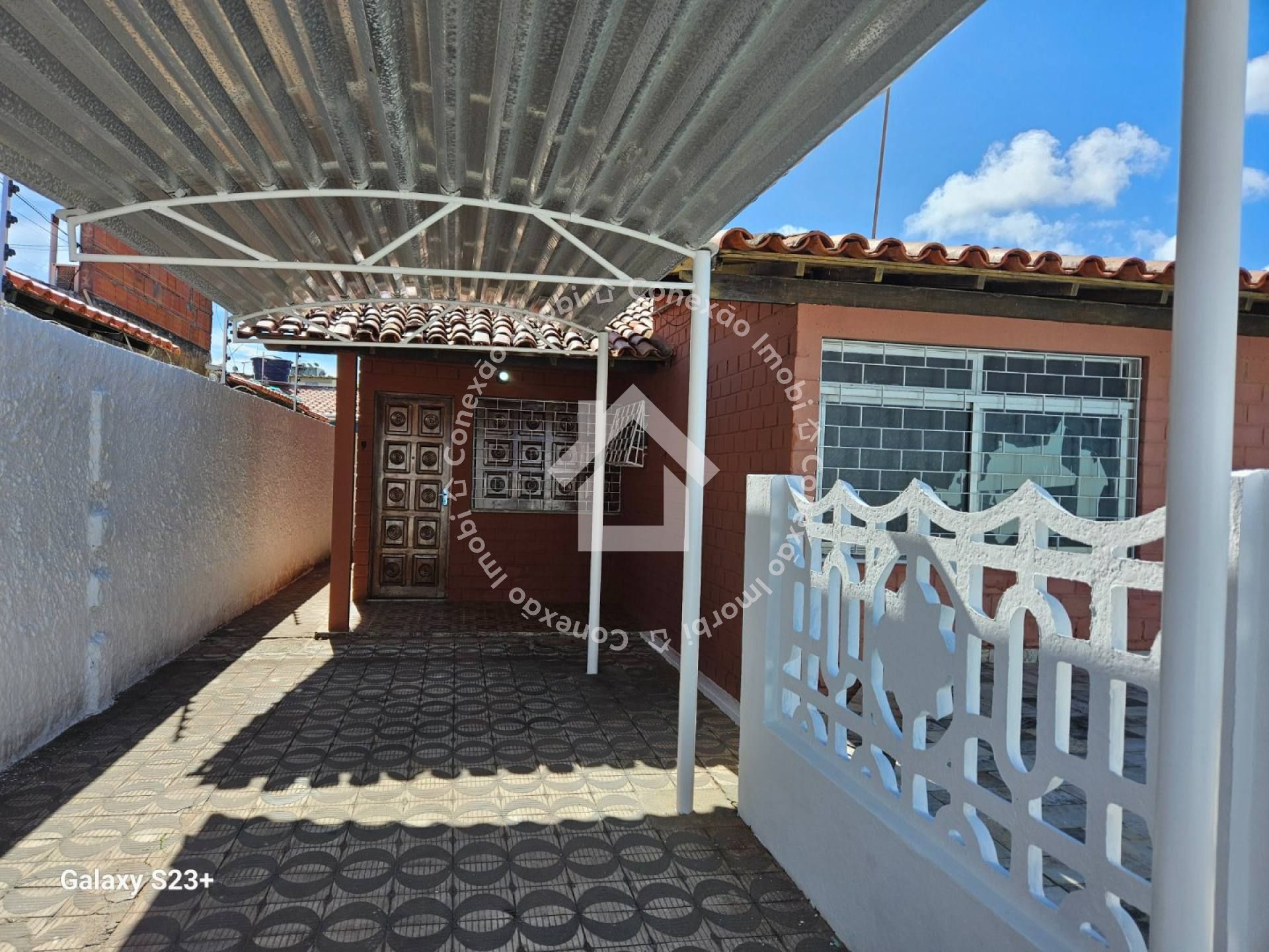 Casa com piscina no Beira Mar 1