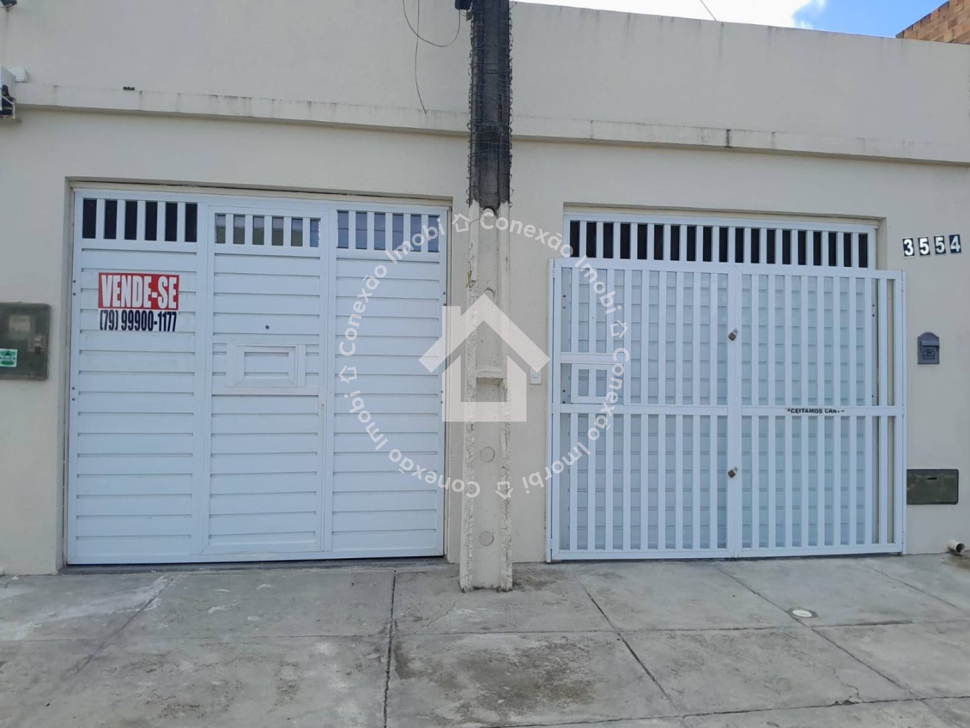 Casa à venda em Lagarto, SE com Suíte, ponto de Comércio e Grande Área Externa!