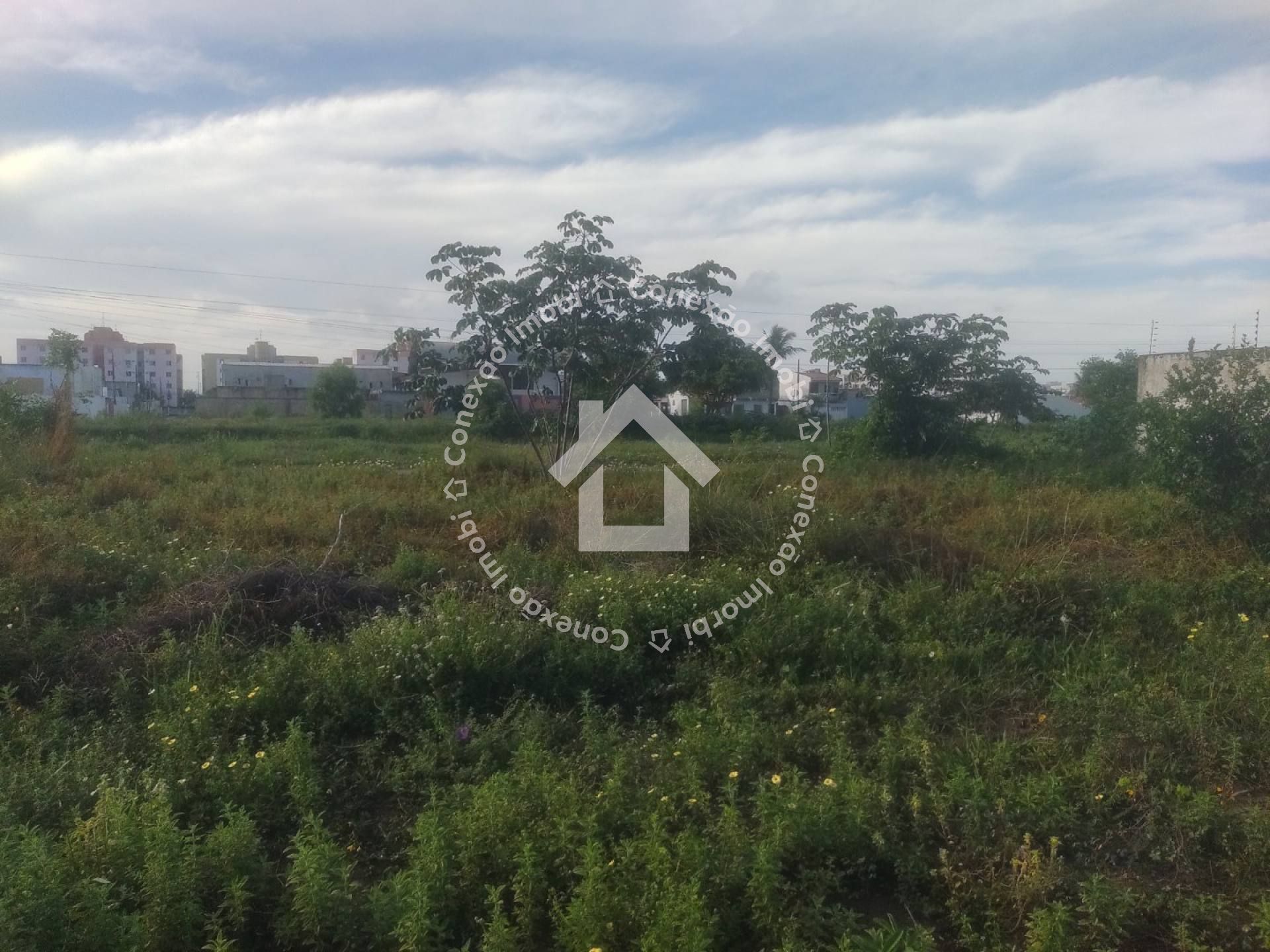 Terreno de esquina na Aruana| Pagamento à vista!