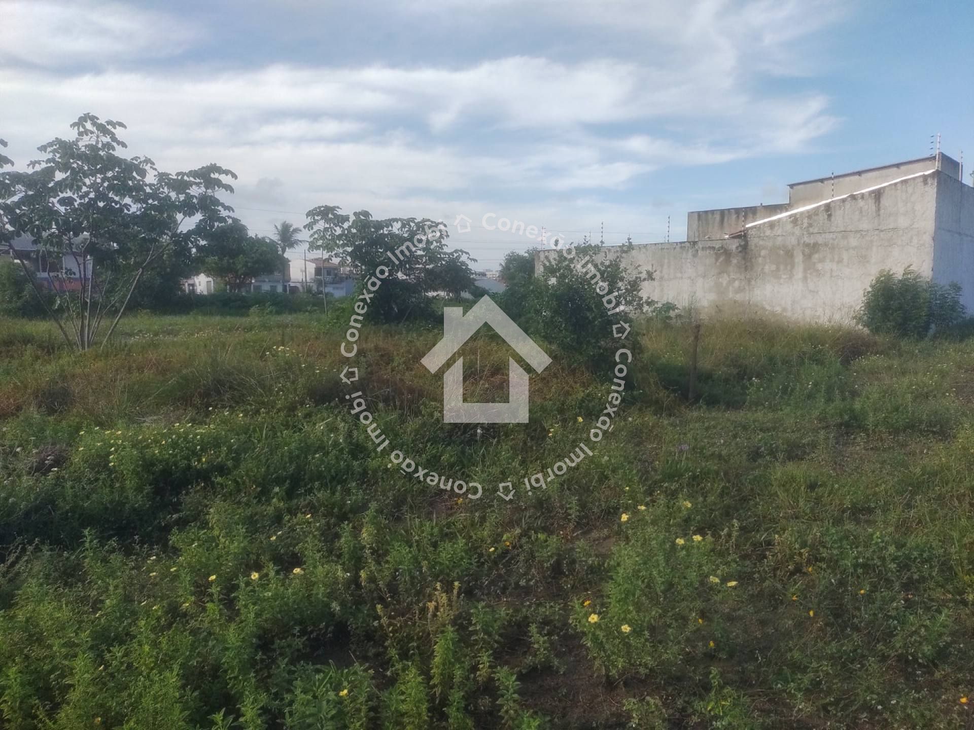 Terreno de esquina na Aruana| Pagamento à vista!