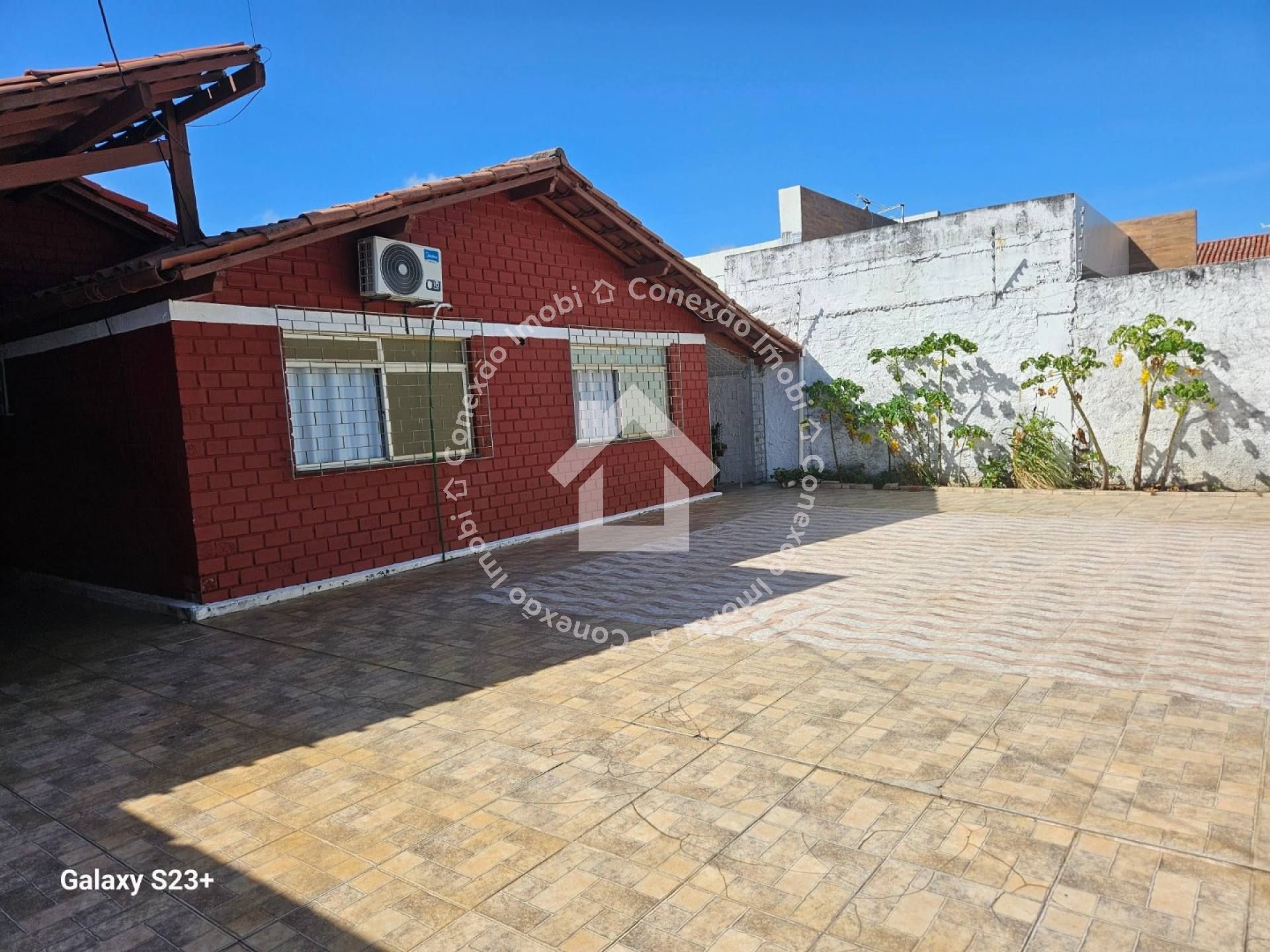 Casa à venda no Residencial Beira Mar 1 com 3 quartos, 1 suíte| Com quintal Amplo