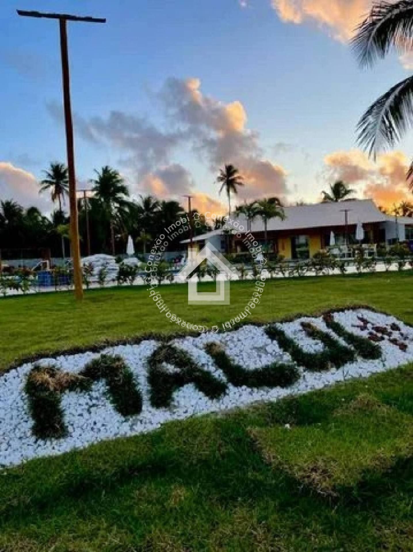 Lote à venda no Maluí Residence Barra dos Coqueiros com acesso privativo à praia e lazer completo