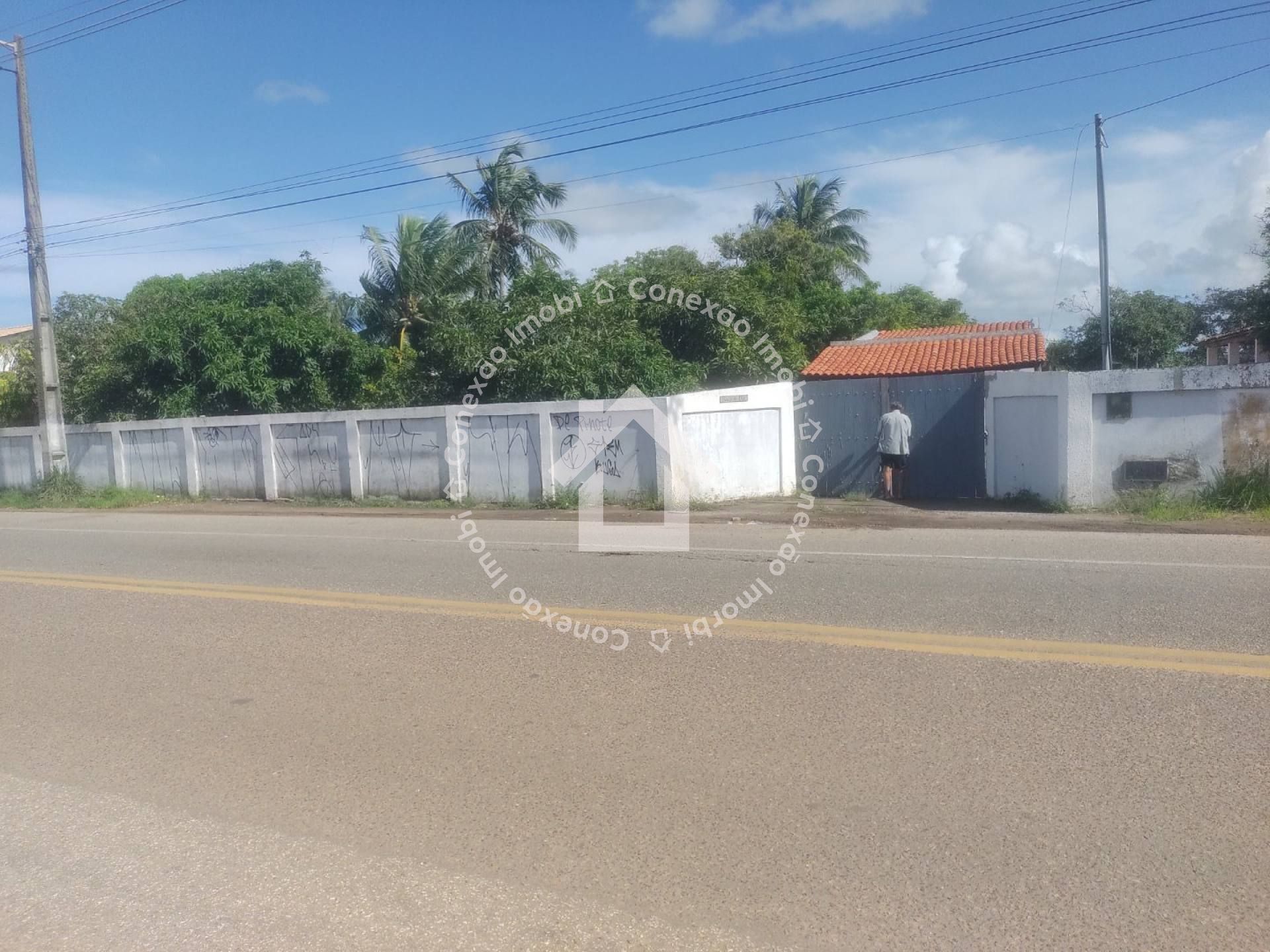 Chácara com piscina na rodovia dos naufragos