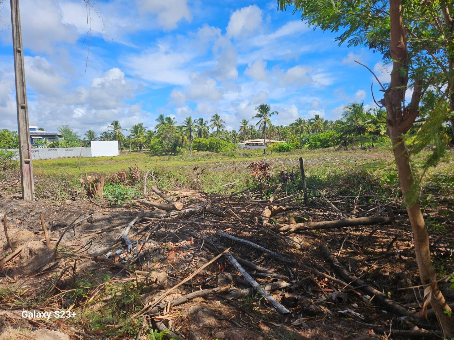 Lote de 1800 m2 no Robalo
