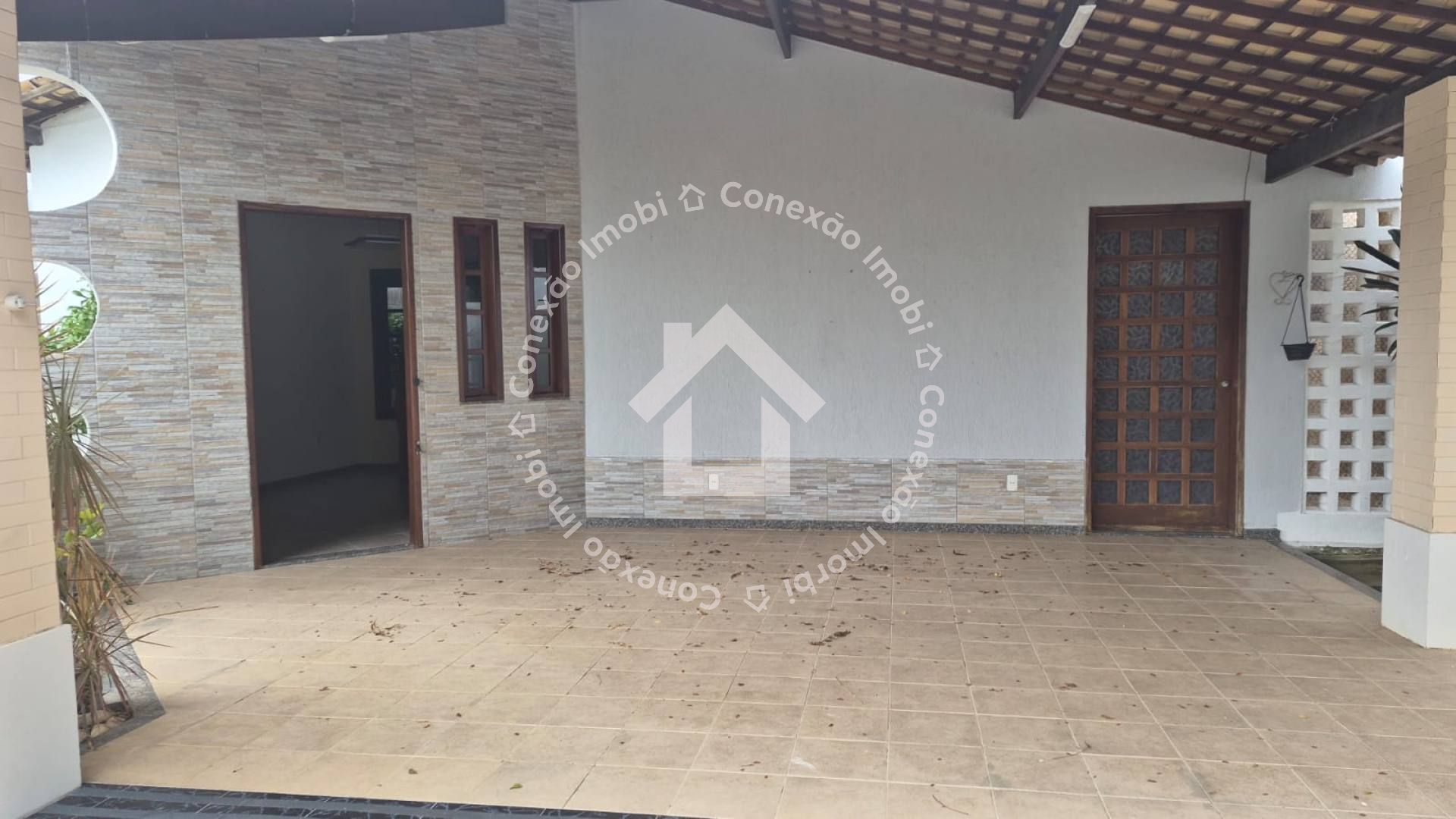 CASA À VENDA NO CONDOMÍNIO COSTA MARINA COM DOIS QUARTOS E 1 SUÍTE: