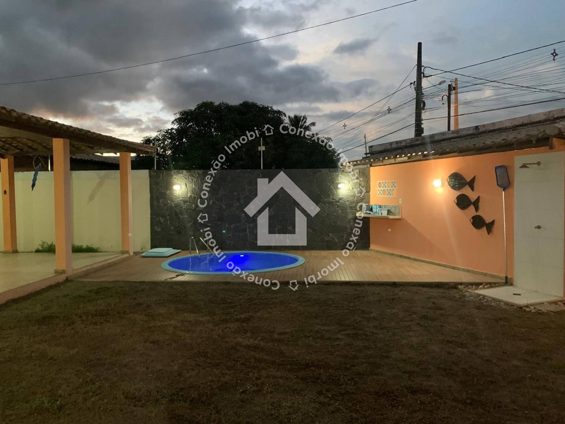 Casa Térrea com piscina à venda no Bairro Matapuã | FINANCIA!