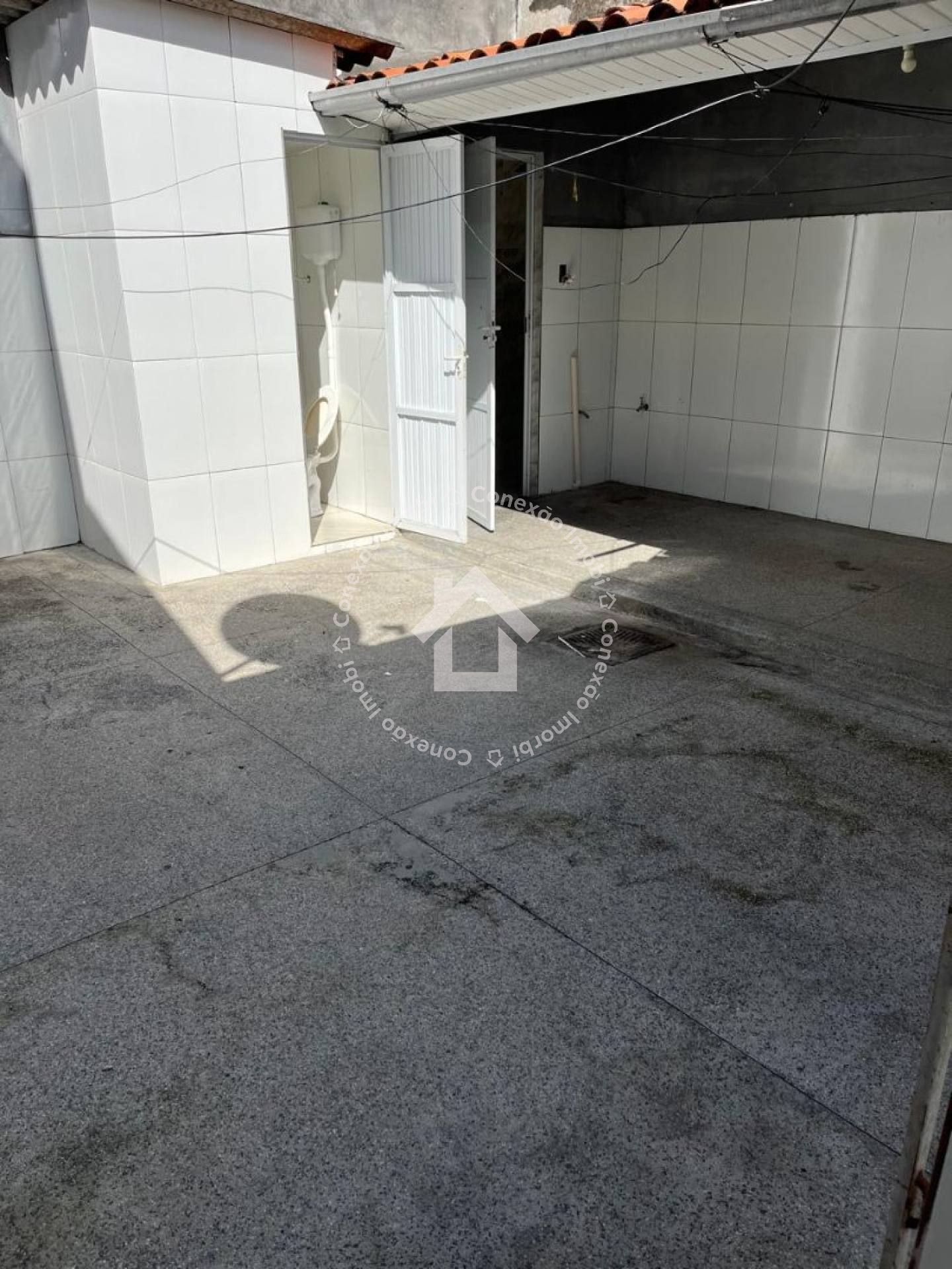 Casa à Venda no bairro Siqueira Campos com quintal e vaga para 2 carros | Financia
