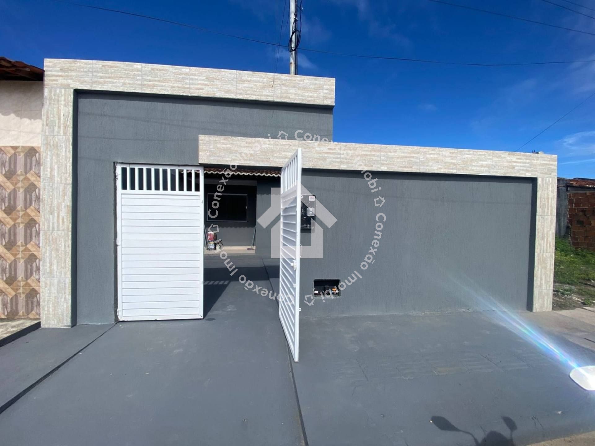 Casa com Suíte, Quintal Grande e Garagem à Venda no Neuzice Barreto | Nossa Senhora do Socorro| Pode ser financiada