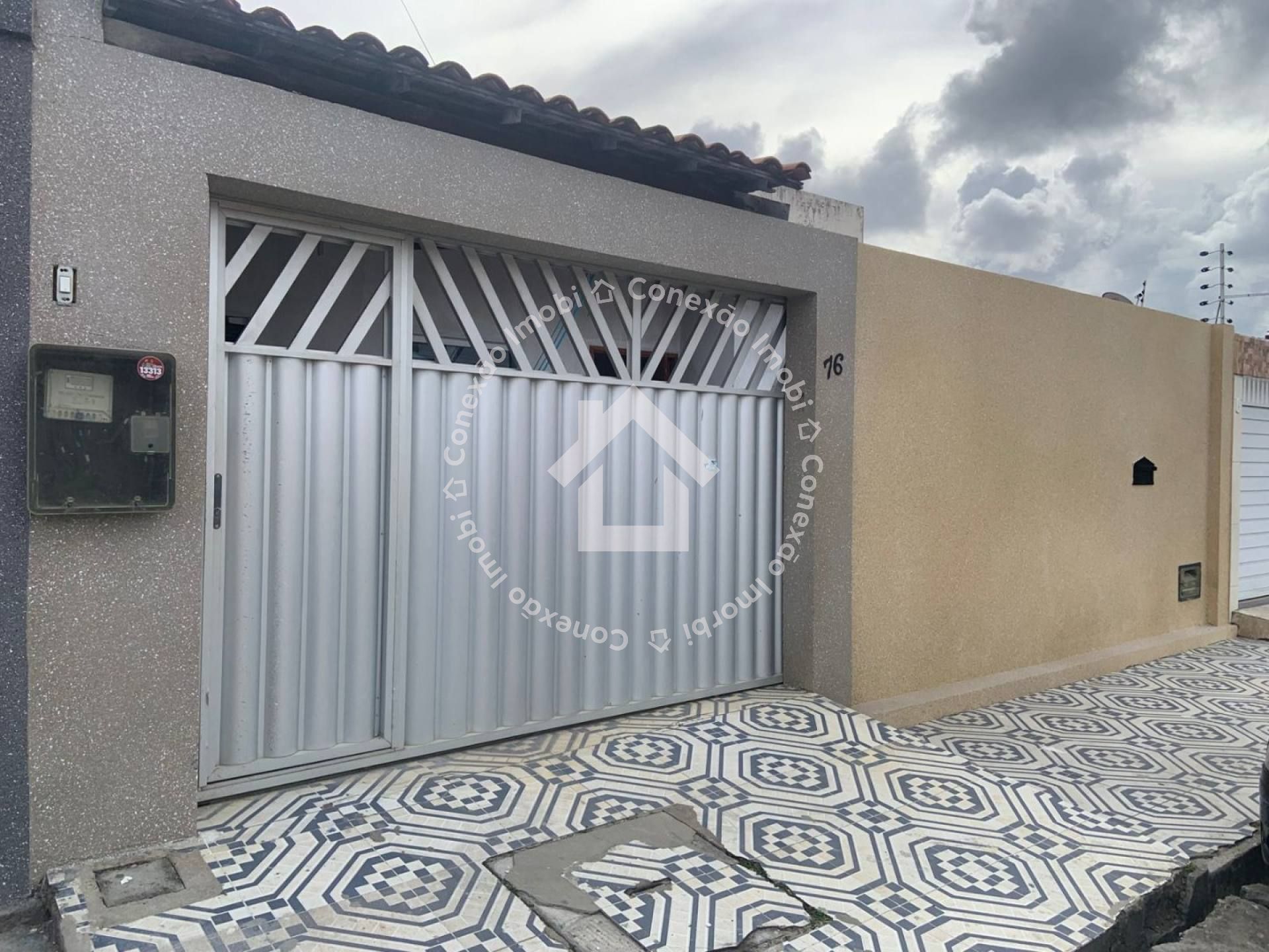 Casa à Venda no Bairro Farolândia| 4 quartos