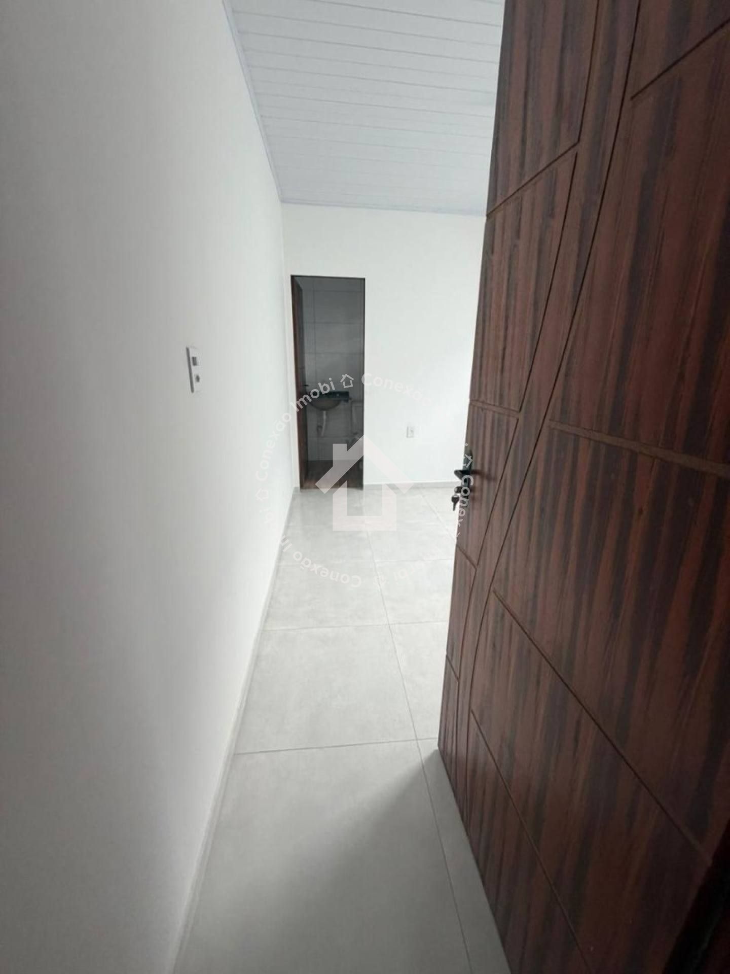 CASA Á VENDA MARCOS FREIRE II(VENDA Á VISTA)