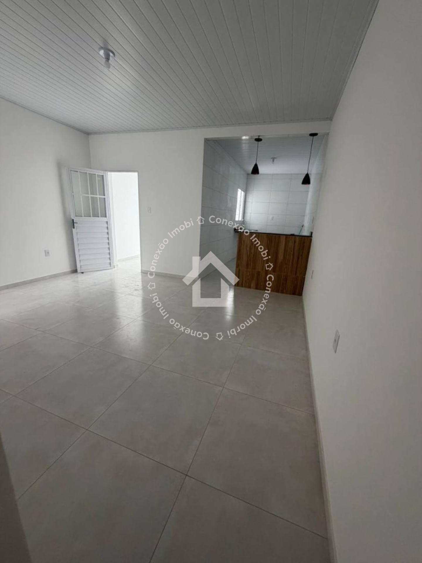 CASA Á VENDA MARCOS FREIRE II(VENDA Á VISTA)