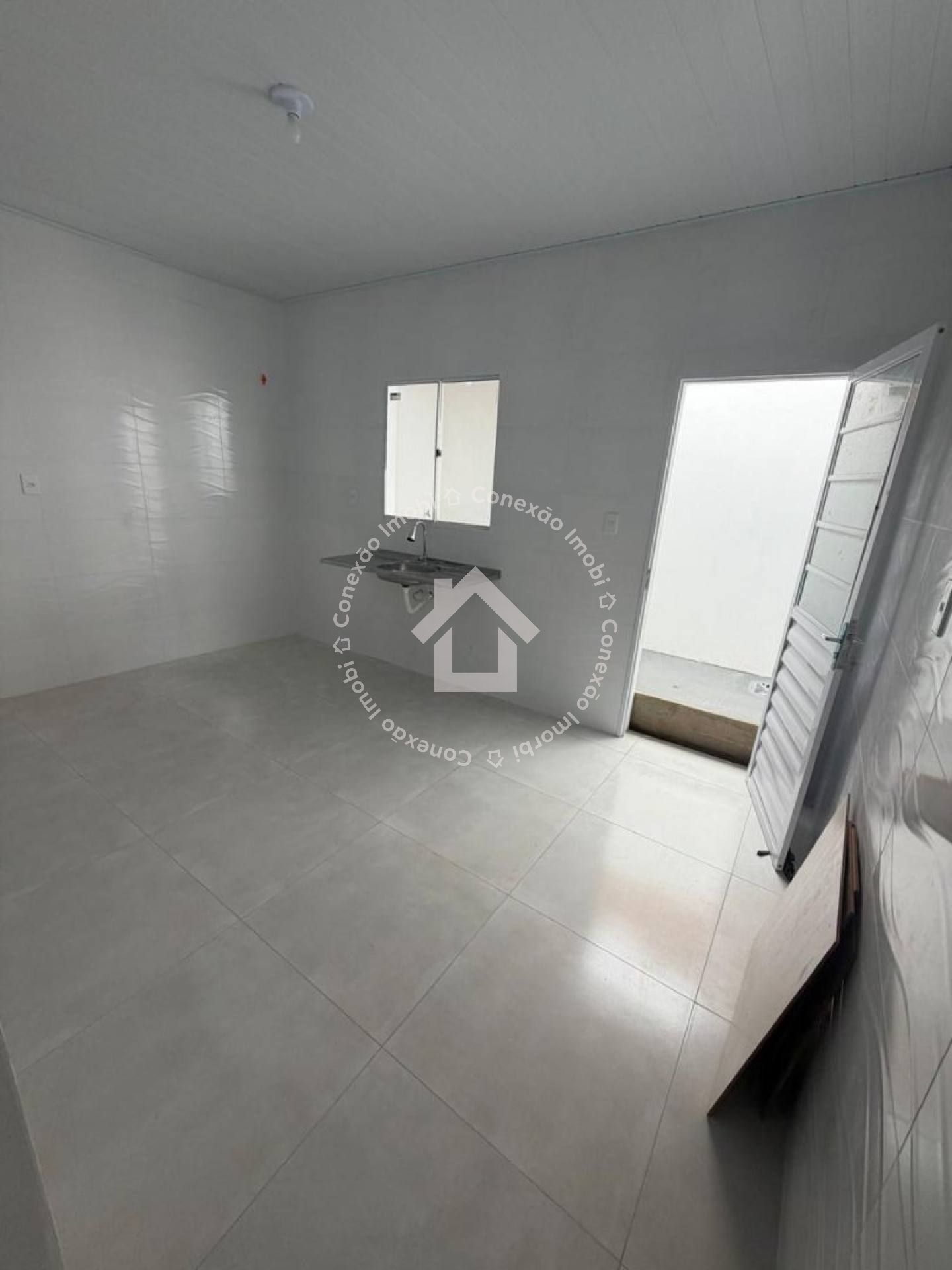 VENDO CASA NO MARCOS FREIRE II (VENDA Á VISTA)