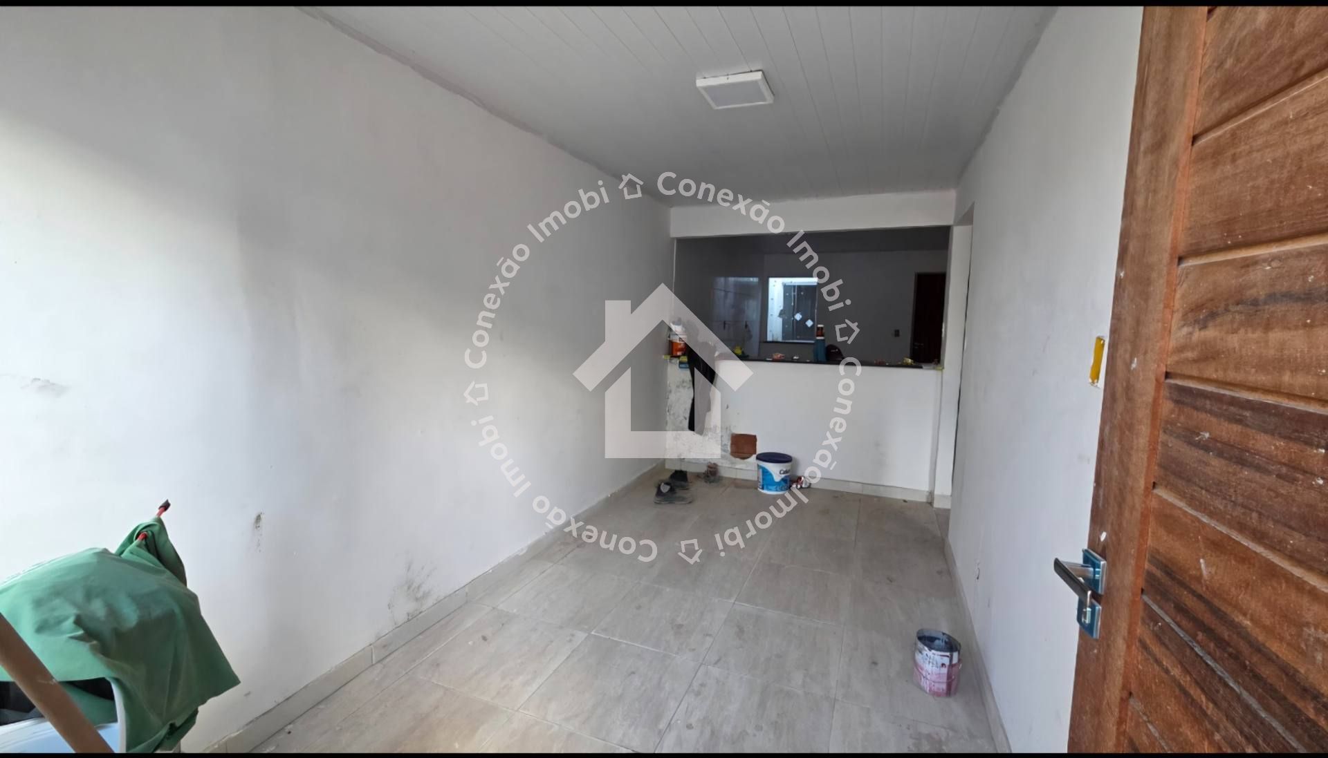 Casa em via pública com 4 quartos próximo ao shopping prêmio Socorro