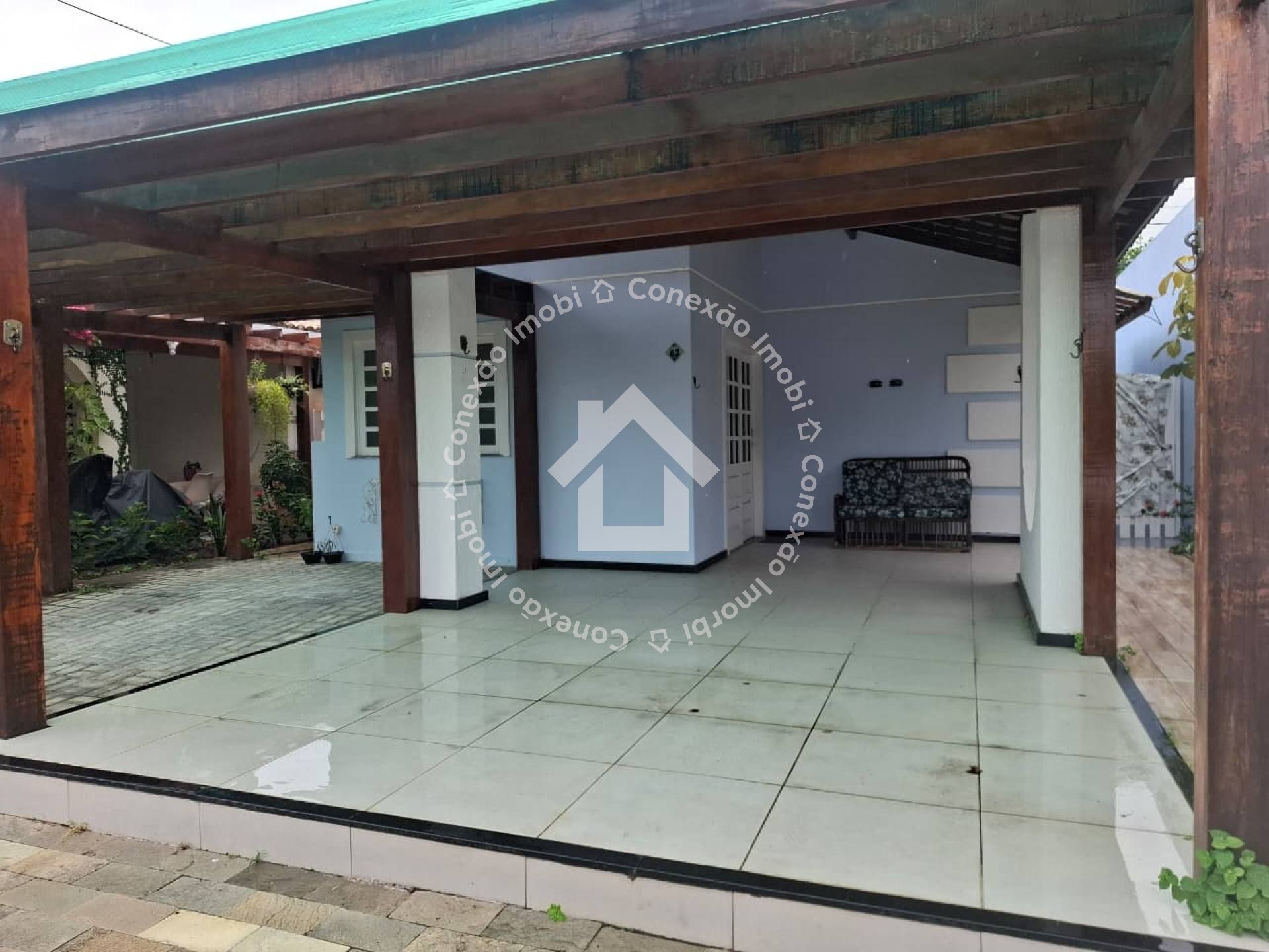 Casa em Condomínio Fechado na Aruana | 3 Quartos | Financiável
