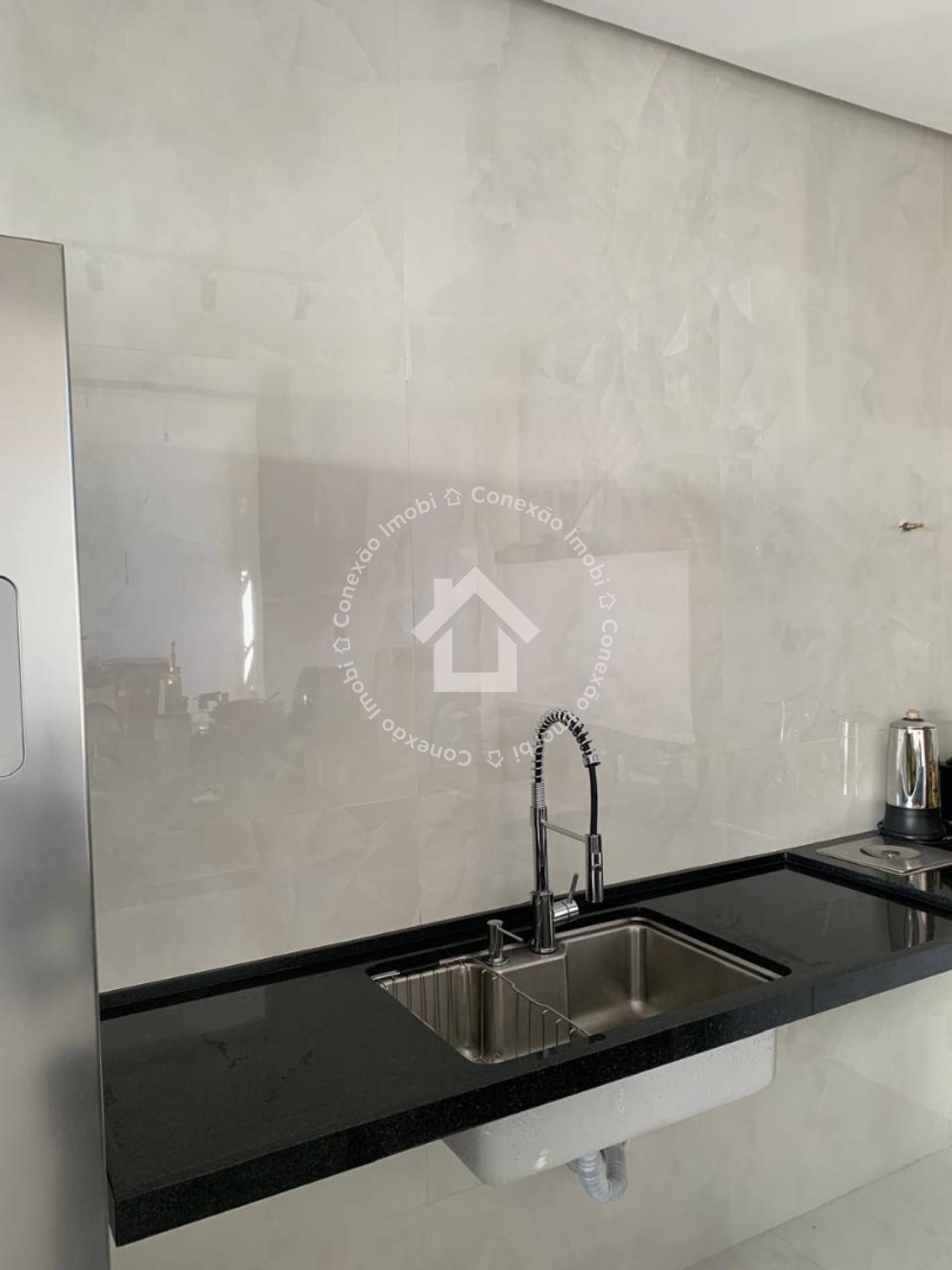 Casa à Venda no Luar da Barra II | 3 Quartos, 2 Suítes e Área Gourmet