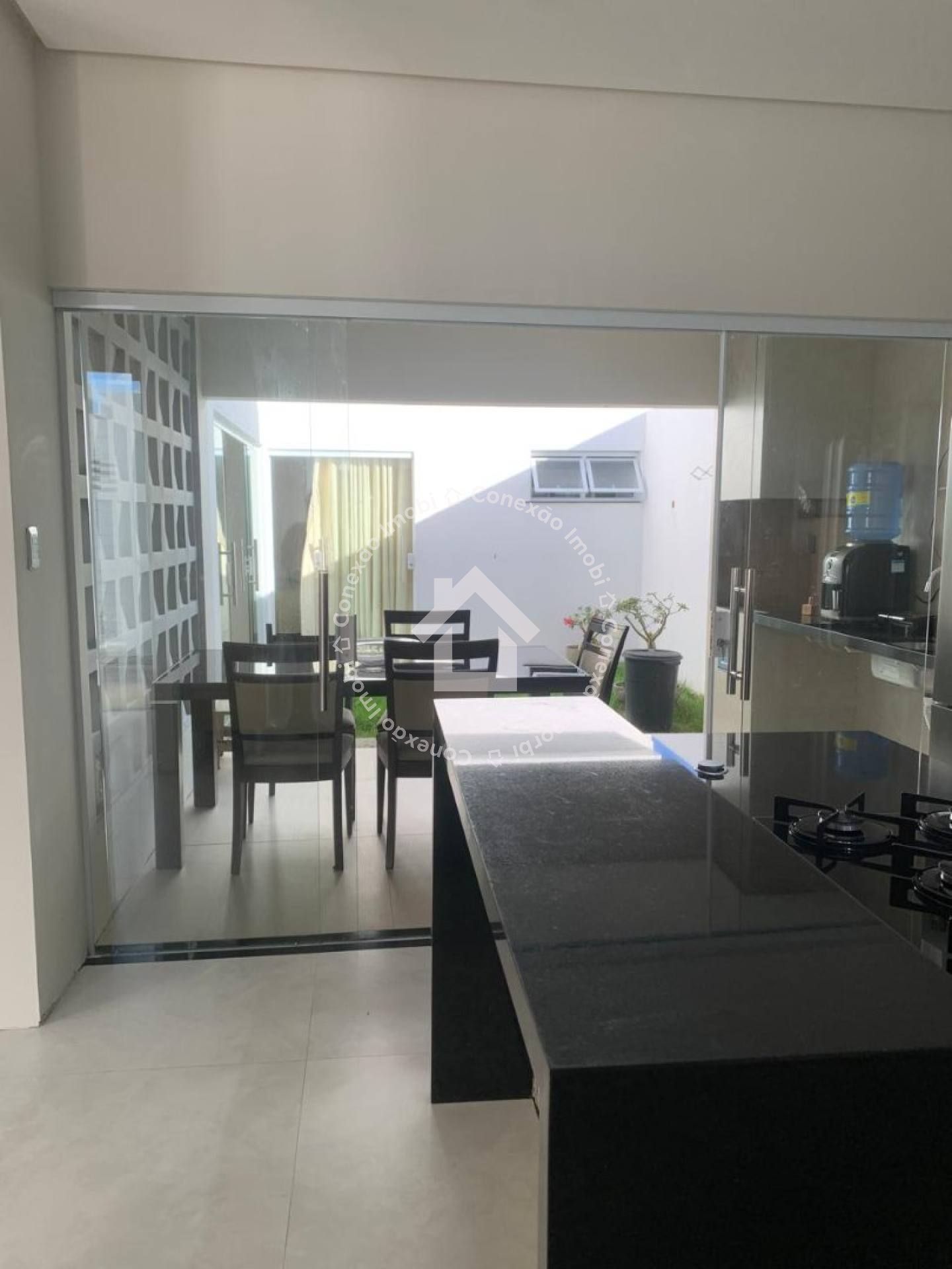 Casa à Venda no Luar da Barra II | 3 Quartos, 2 Suítes e Área Gourmet