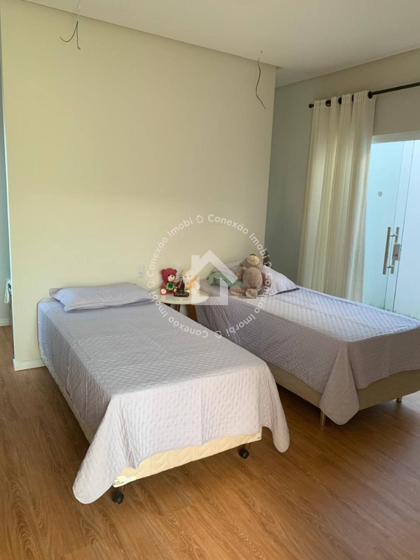 Casa à Venda no Luar da Barra II | 3 Quartos, 2 Suítes e Área Gourmet