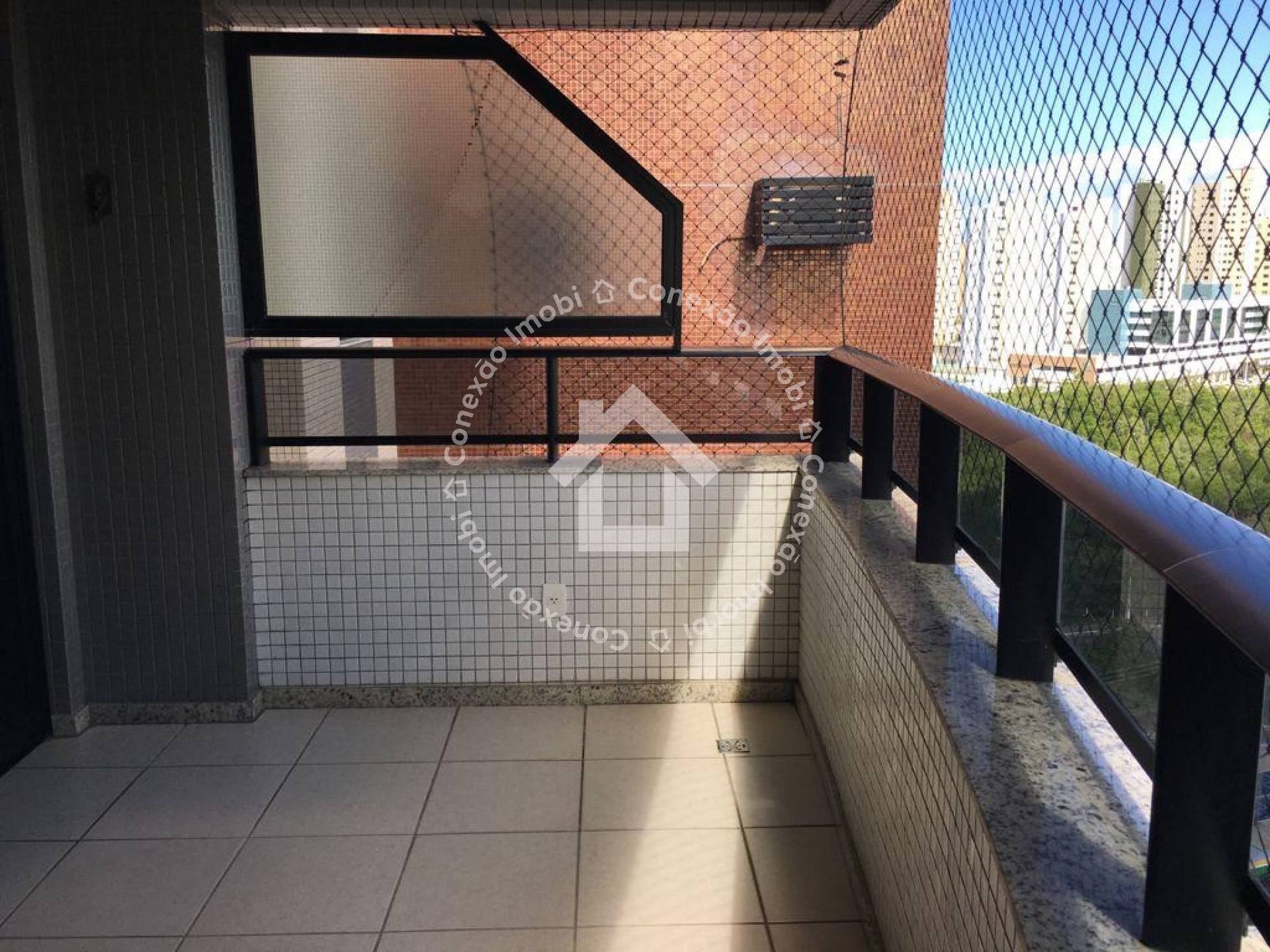 Apartamento no Edifício Mansão Tramandaí | 5 Quartos | 2 Suítes | 2 vagas de garagem| Localização Privilegiada