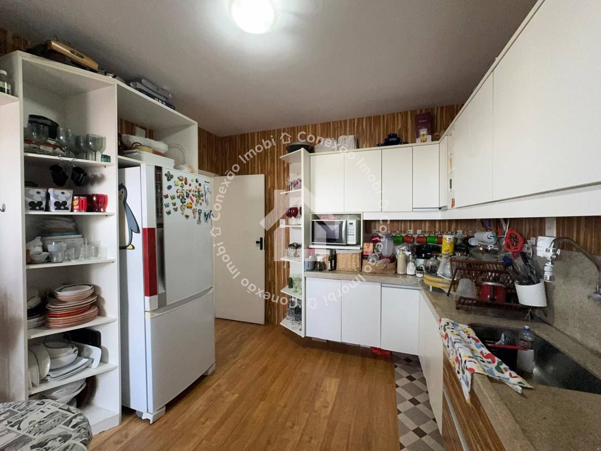Apartamento no Maison Ile de France á venda com 4 Quartos sendo 1 suíte em Aracaju | 180m² | Posição Norte/ Leste