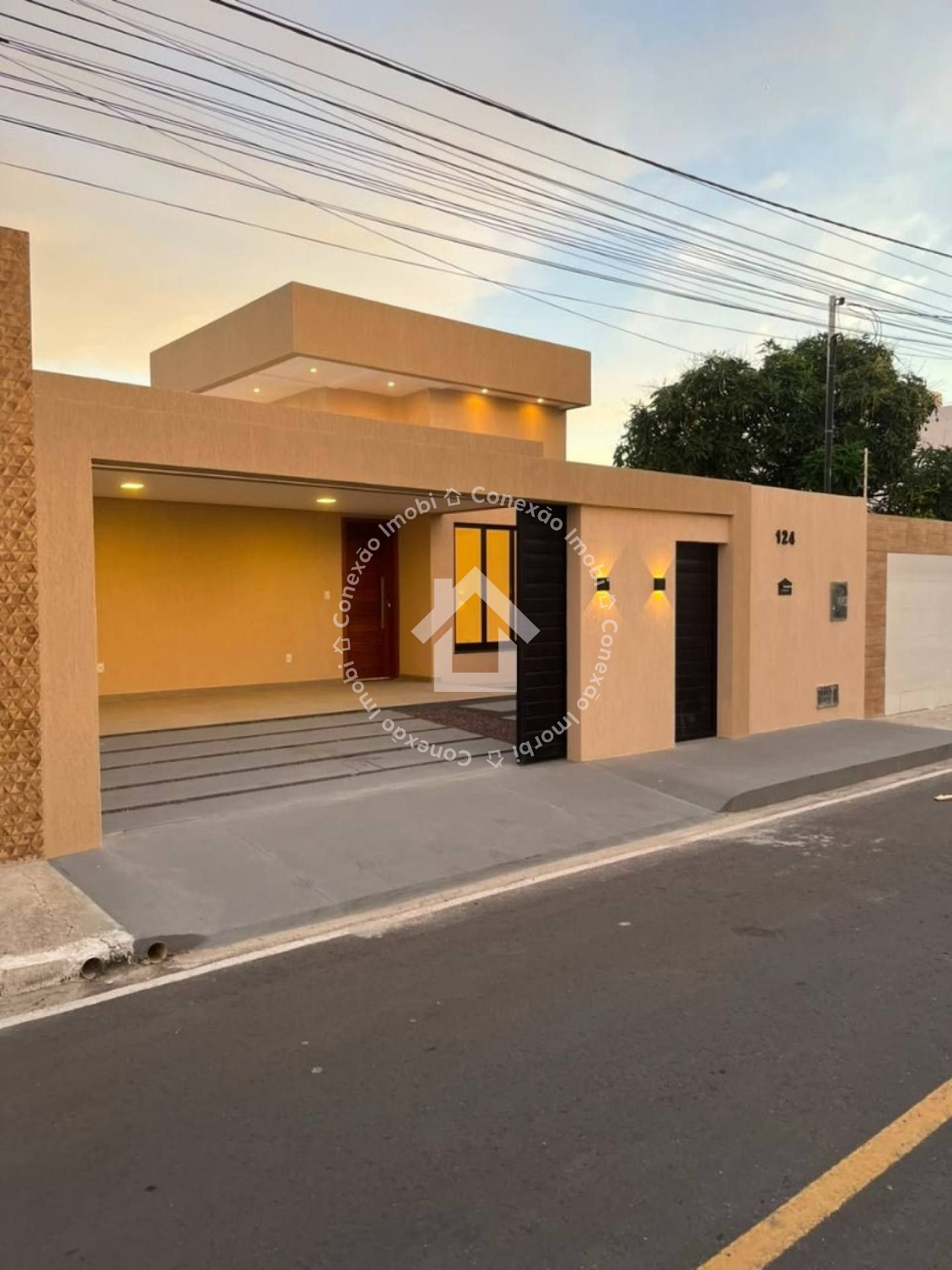 Casa Alto Padrão à Venda no Bairro Aruana - Residencial Mar de Aruana 2