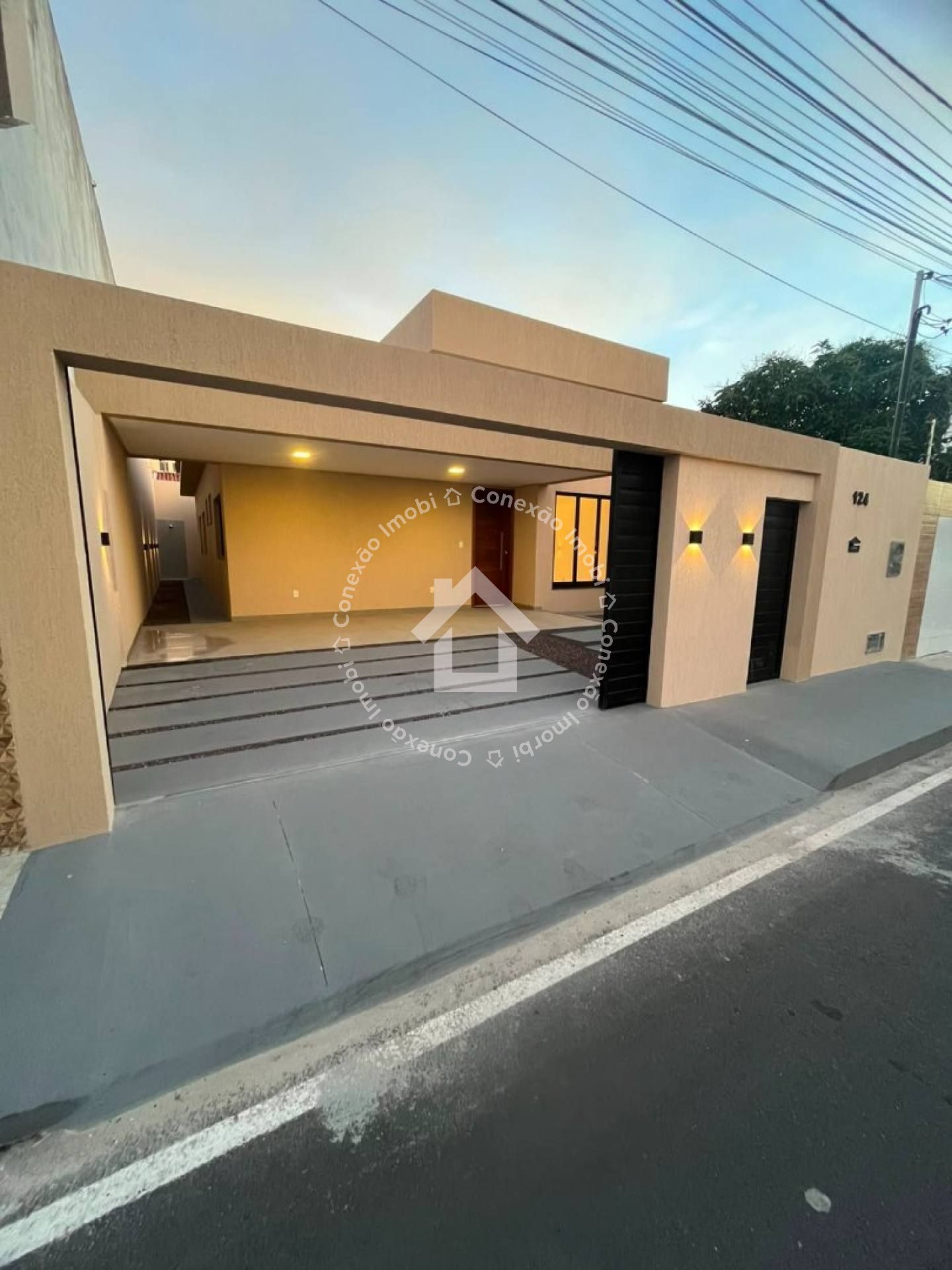 Casa Alto Padrão à Venda no Bairro Aruana - Residencial Mar de Aruana 2