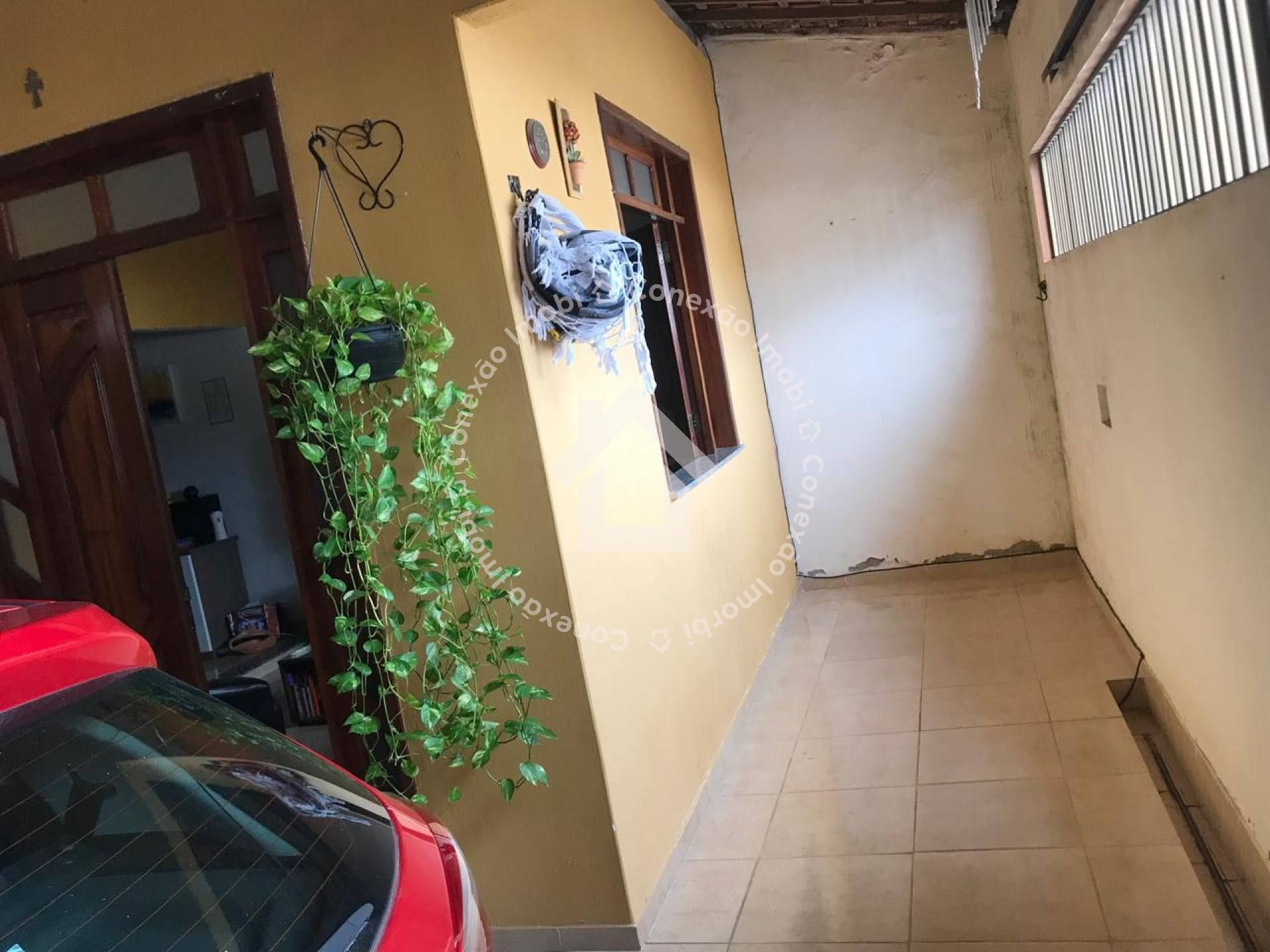 Casa à Venda no Marcos Freire III | 2 Quartos, Garagem e Quintal