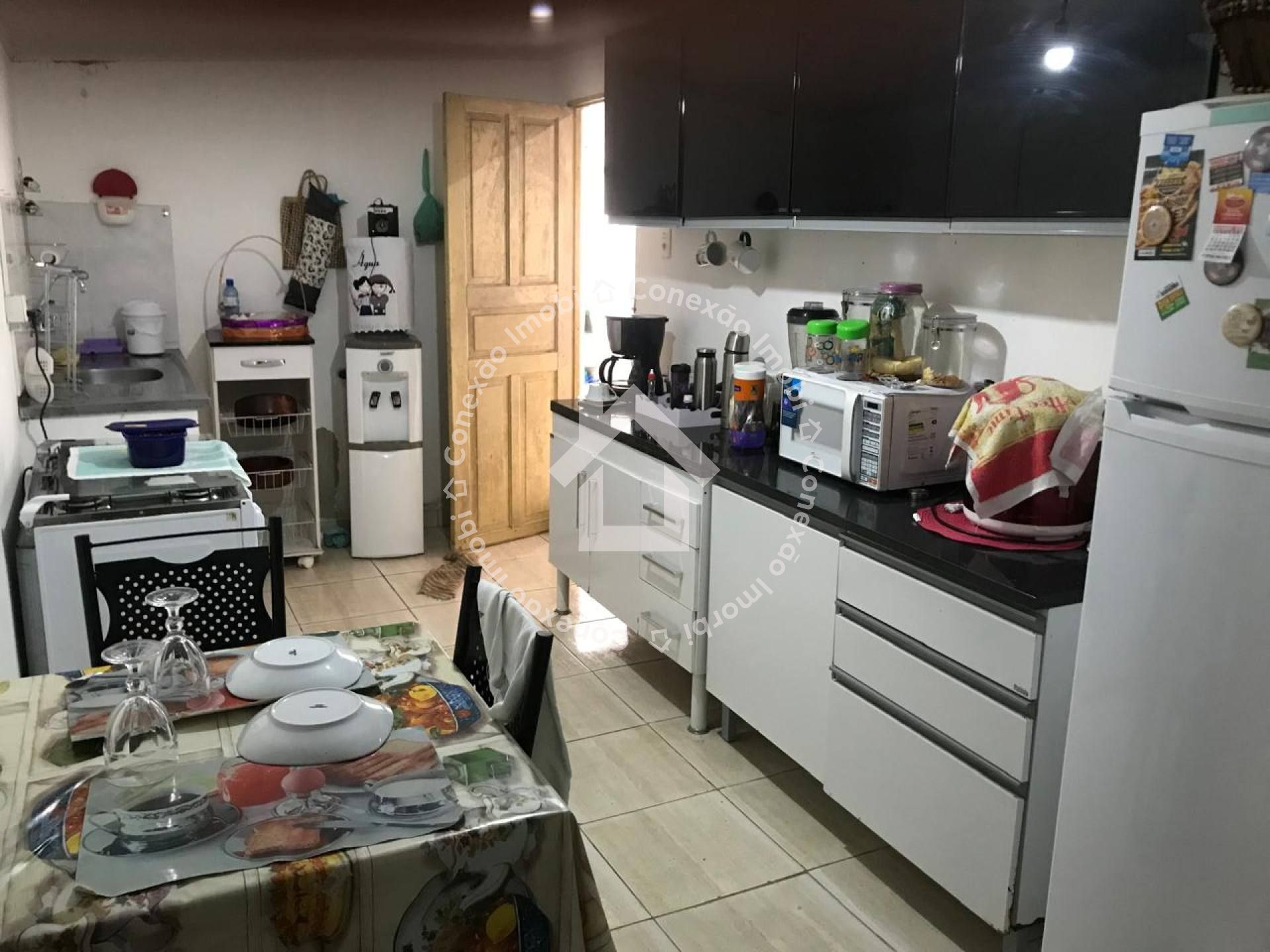Casa à Venda no Marcos Freire III | 2 Quartos, Garagem e Quintal