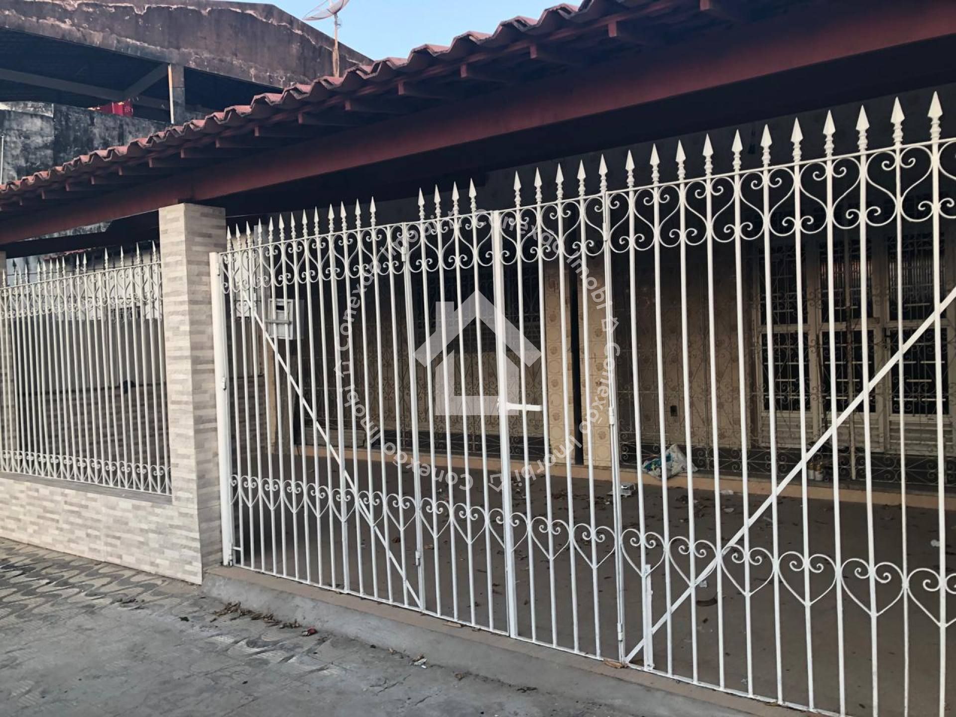 Casa à Venda no Bugio com 3 Quartos e Garagem para 2 Carros em Aracaju| (Financiável)
