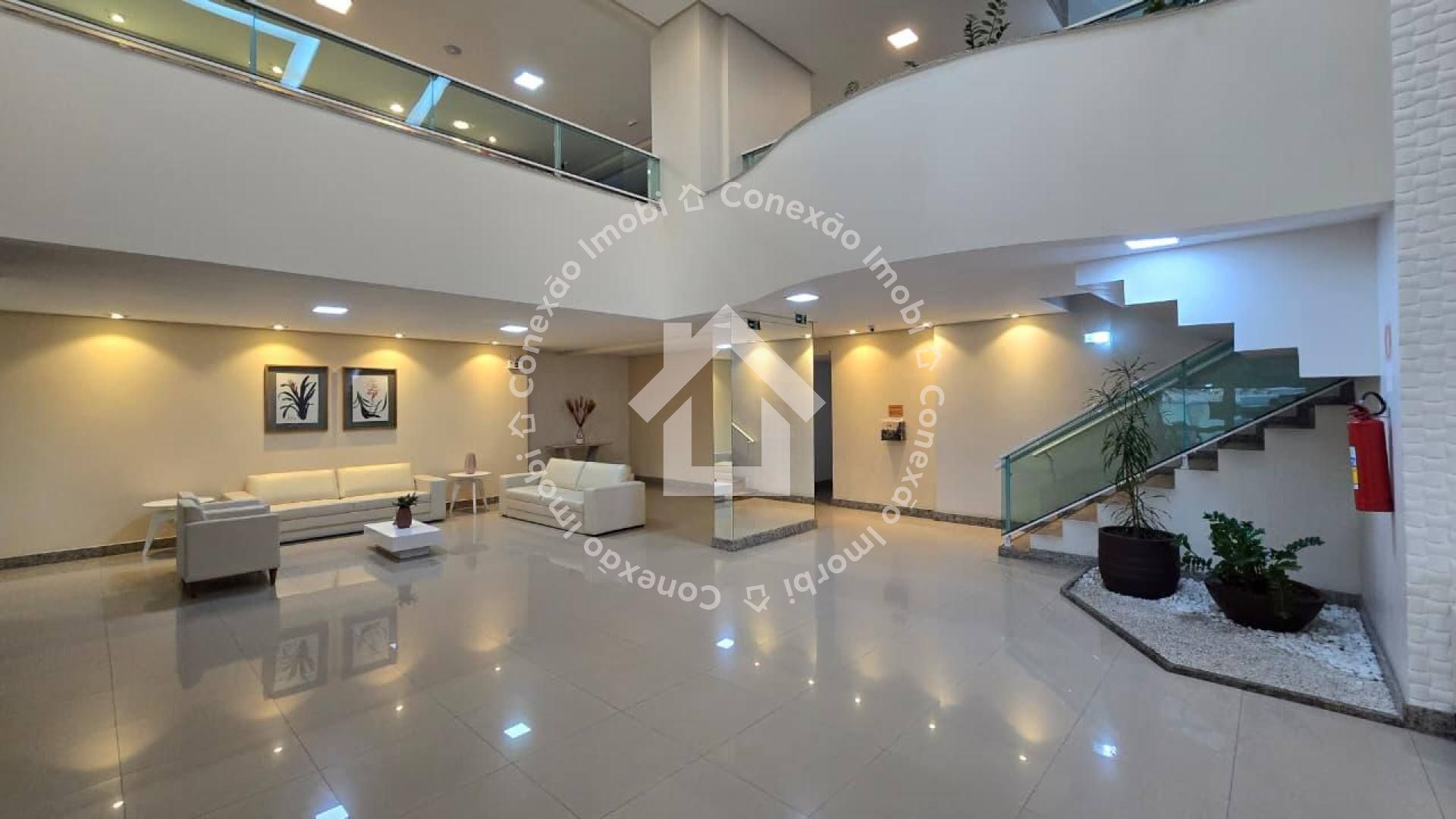 Apartamento Reformado à Venda na Farolândia | Solarium Residence, 2 Quartos, Próximo da UNIT