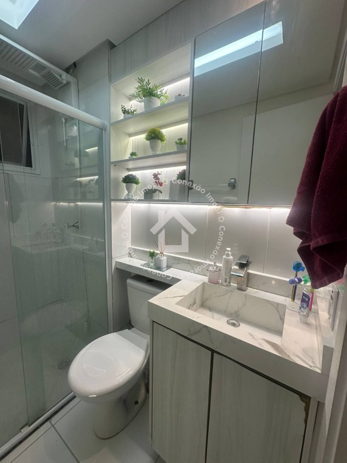Apartamento 2 Quartos à Venda no Cenezeu Rabelo com Móveis Planejados